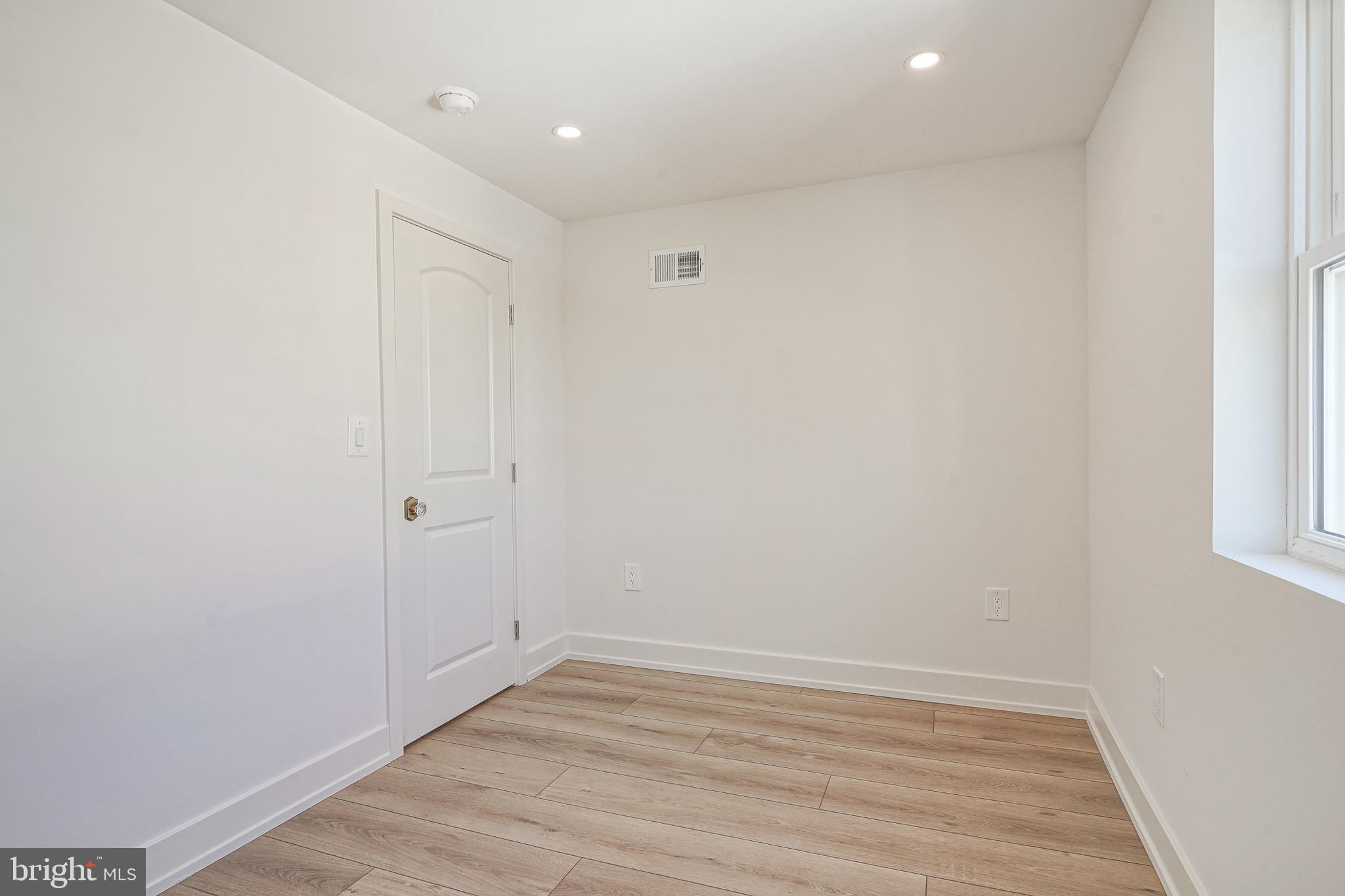 PASSYUNK SQUARE - Residential