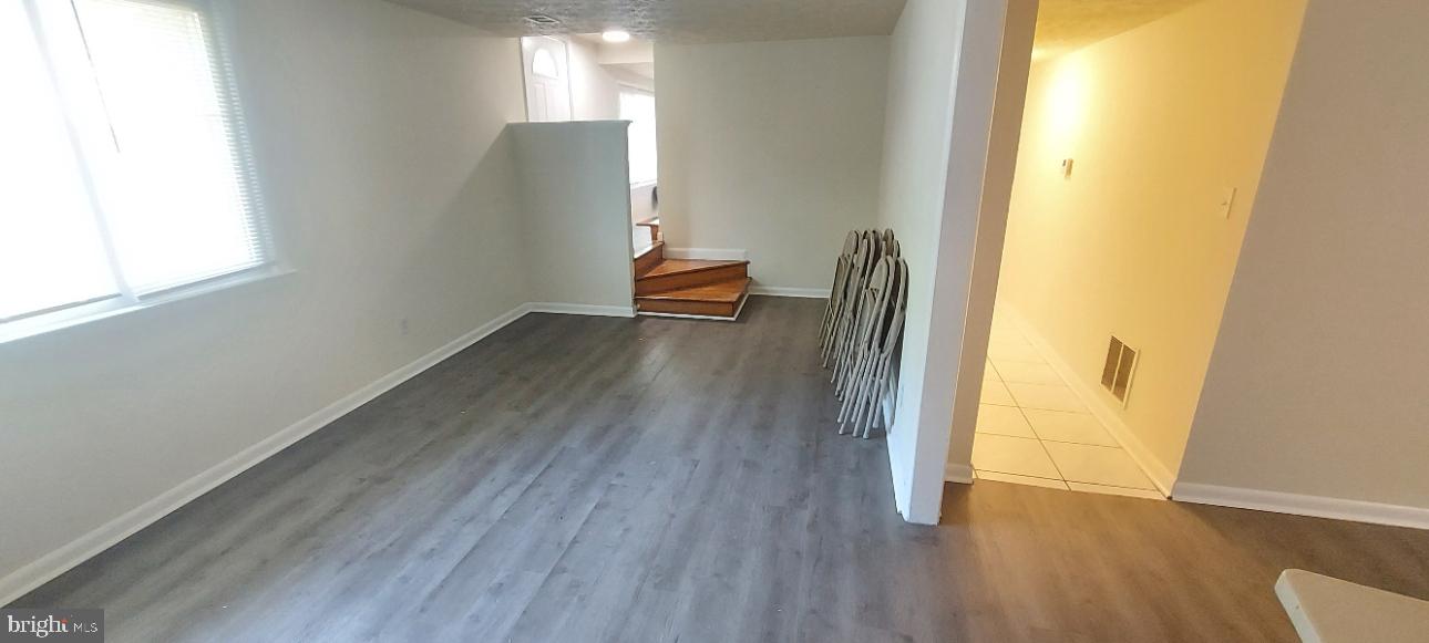 BRINKLEY MANOR - Residential Lease