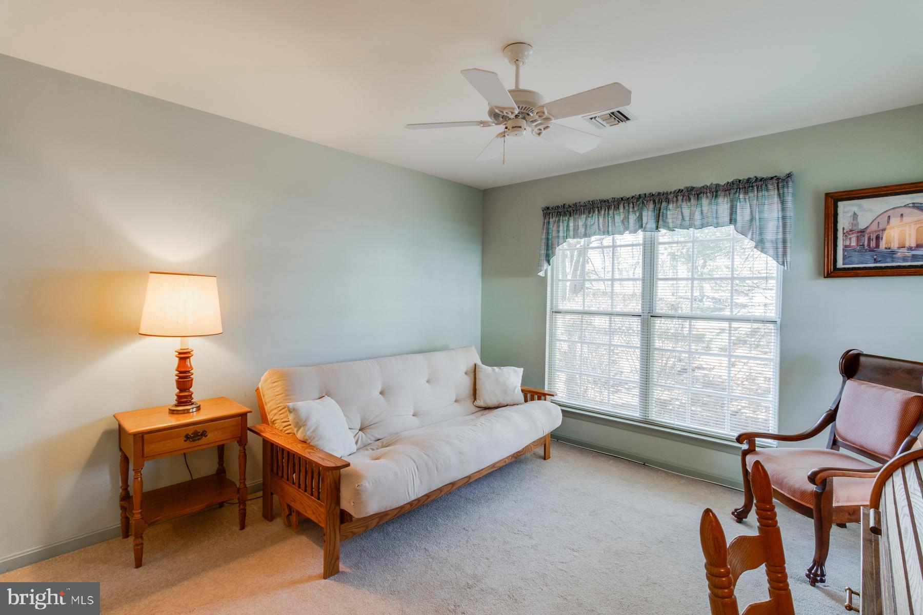 COUNTRY PLACE - Residential