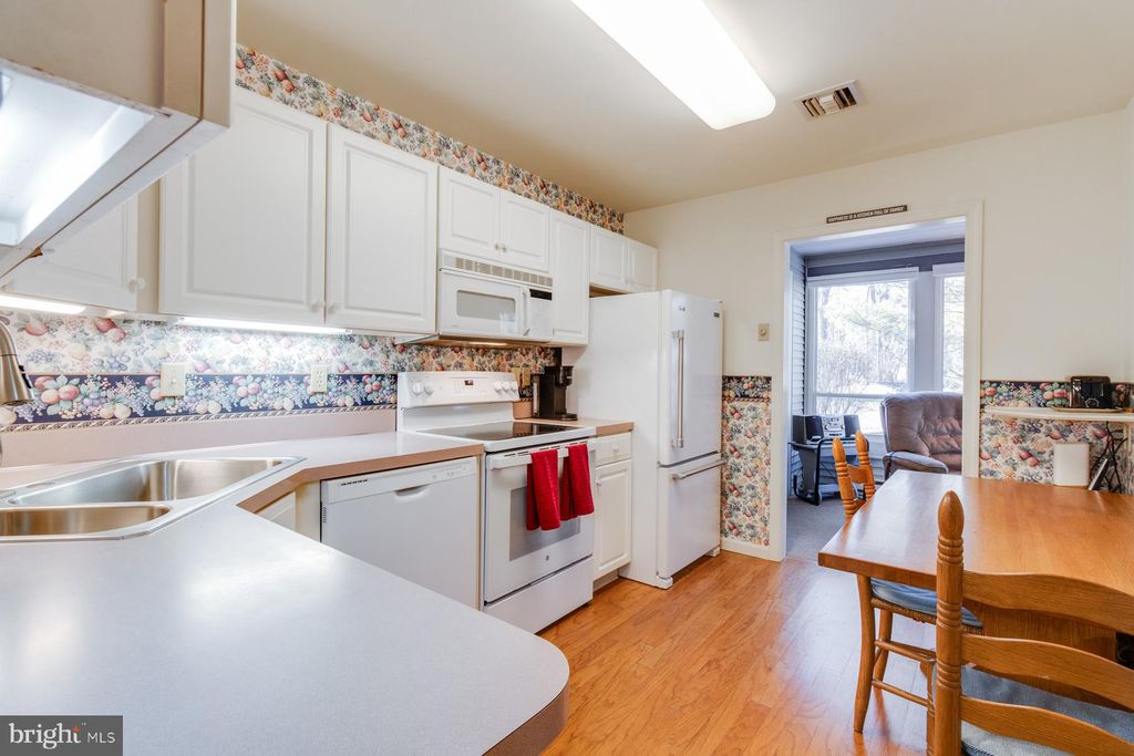 Photo of 1006 Country Place Drive, LANCASTER, PA 17601 (MLS # PALA2081948)