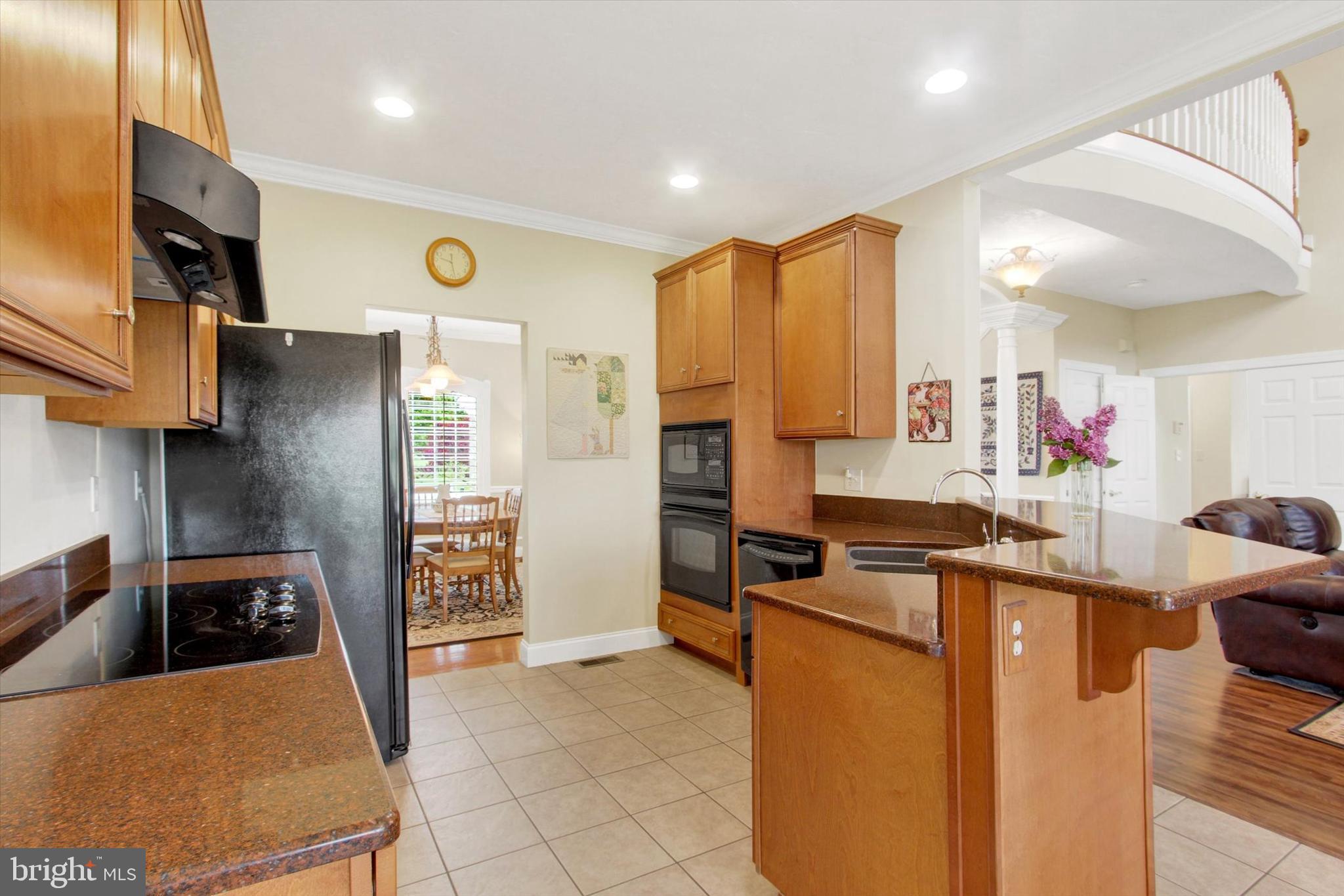 HUNTERS RIDGE - Residential