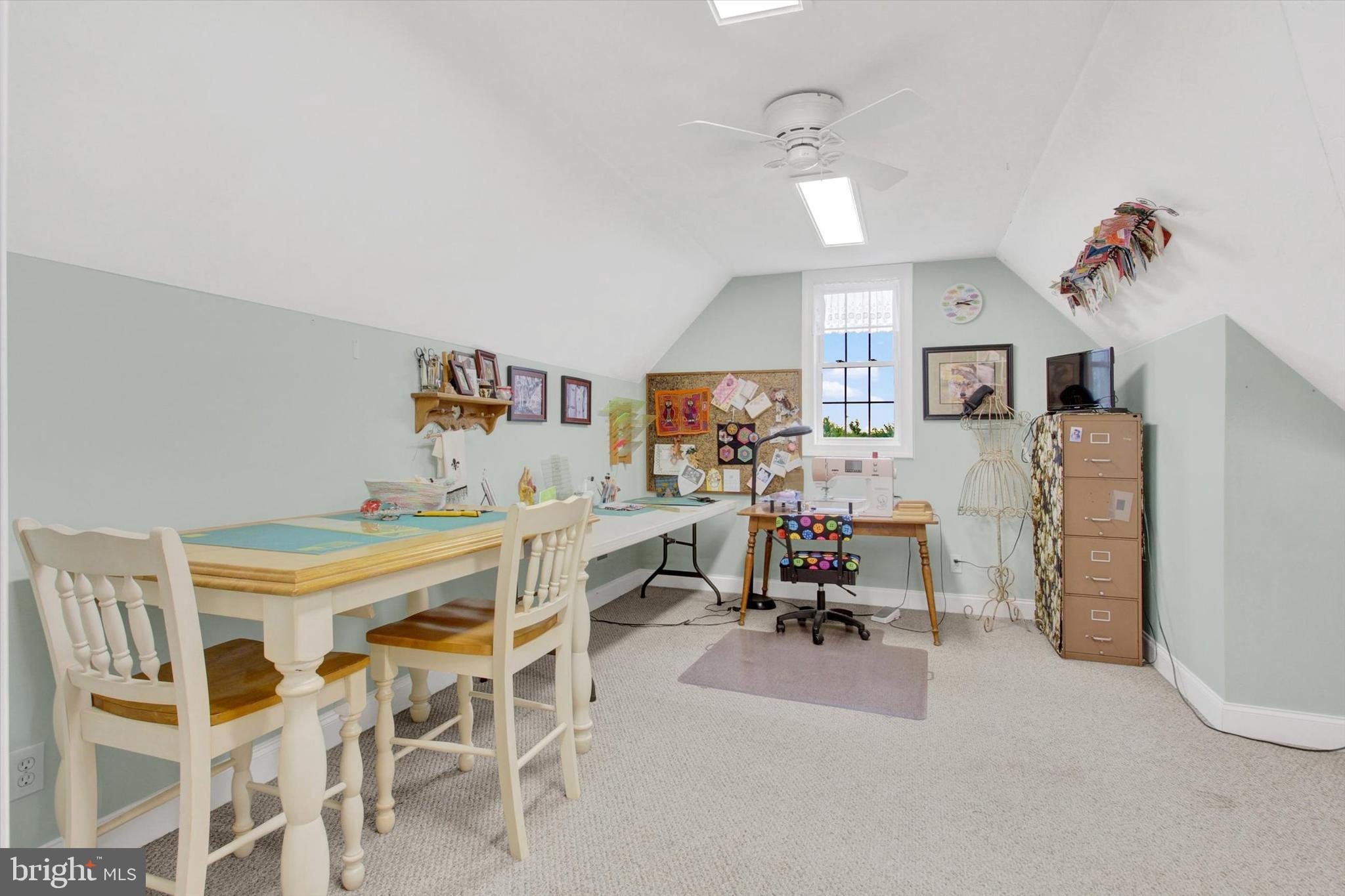 HUNTERS RIDGE - Residential