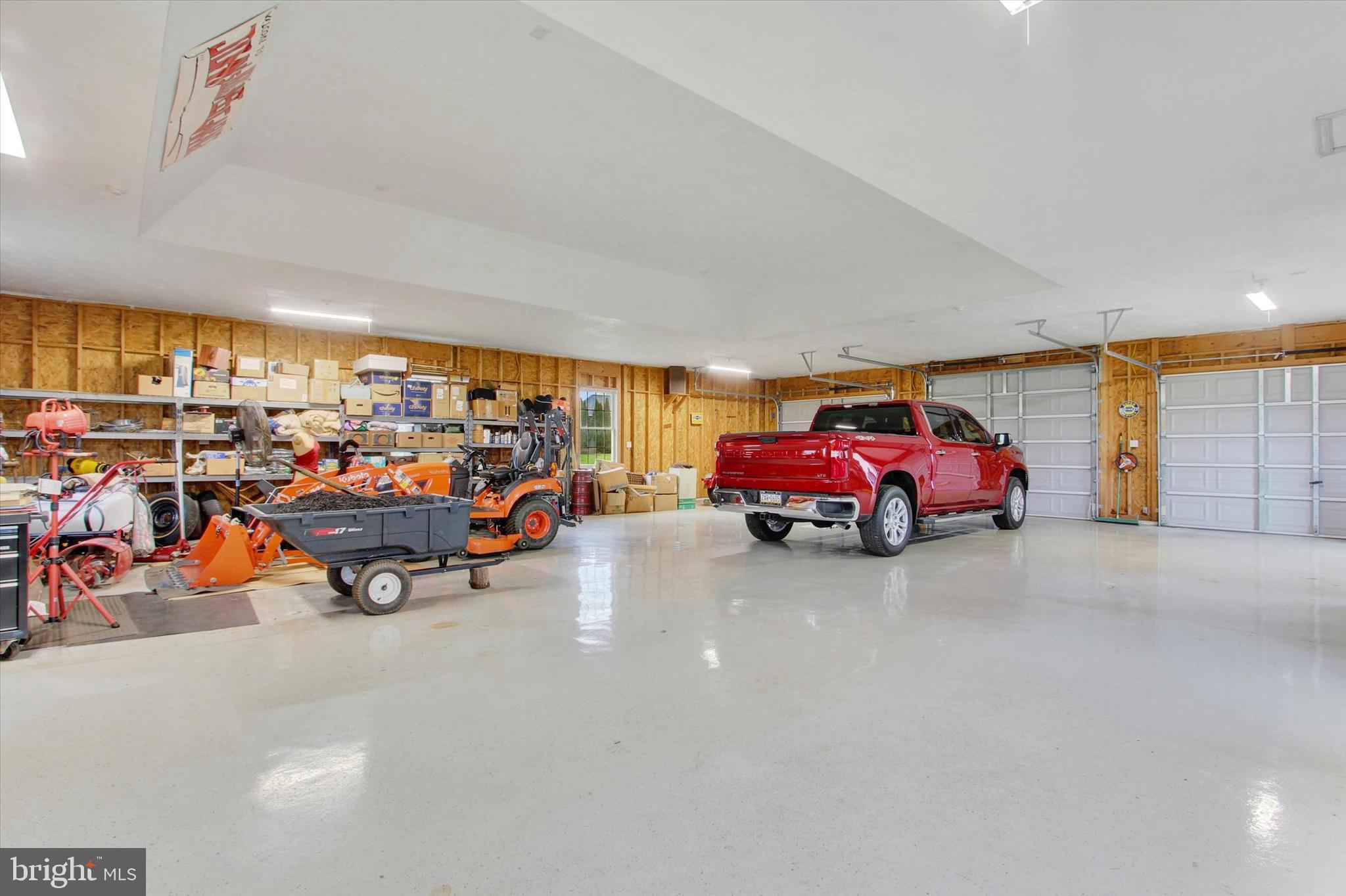 HUNTERS RIDGE - Residential