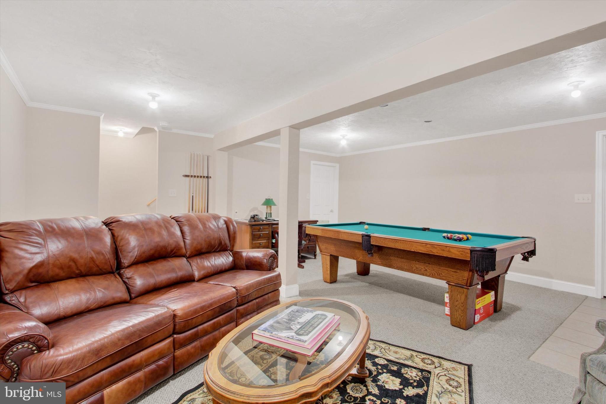 HUNTERS RIDGE - Residential