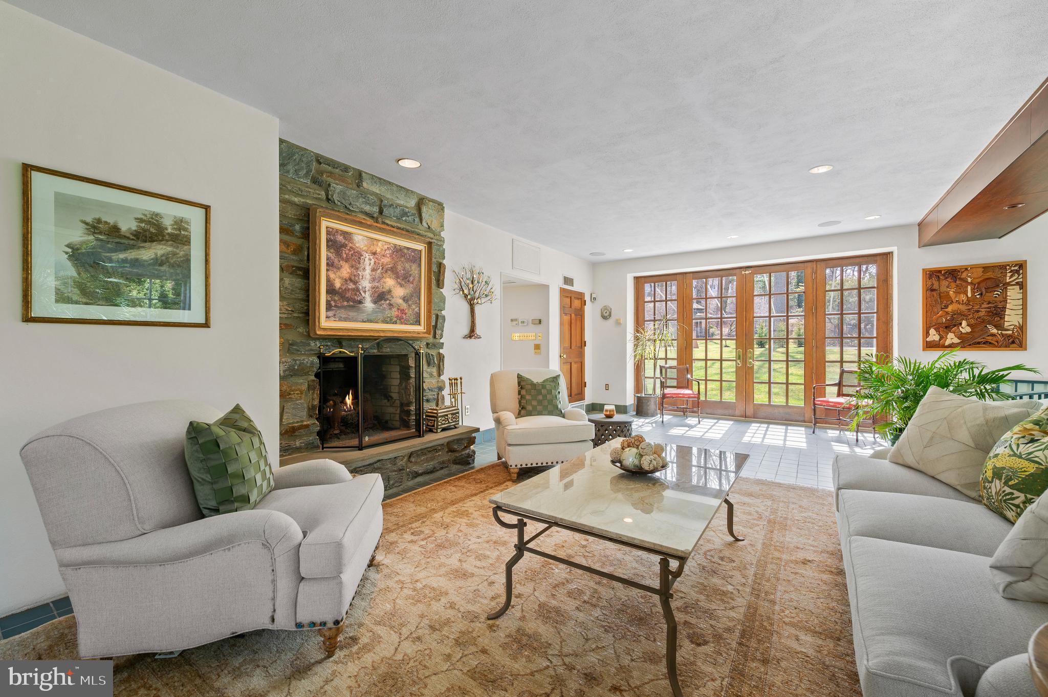 SOUTH WAYNE - Residential