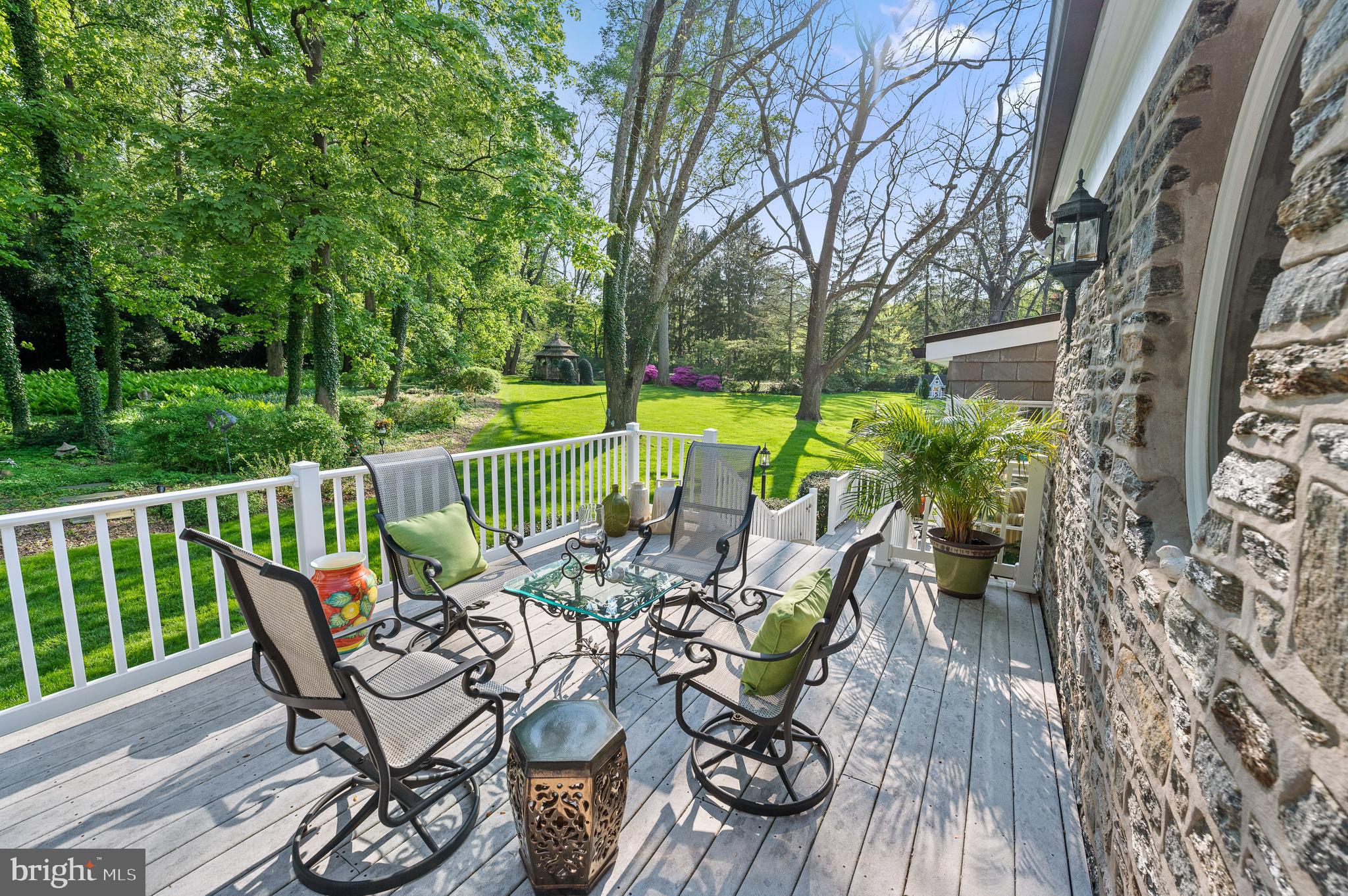 SOUTH WAYNE - Residential