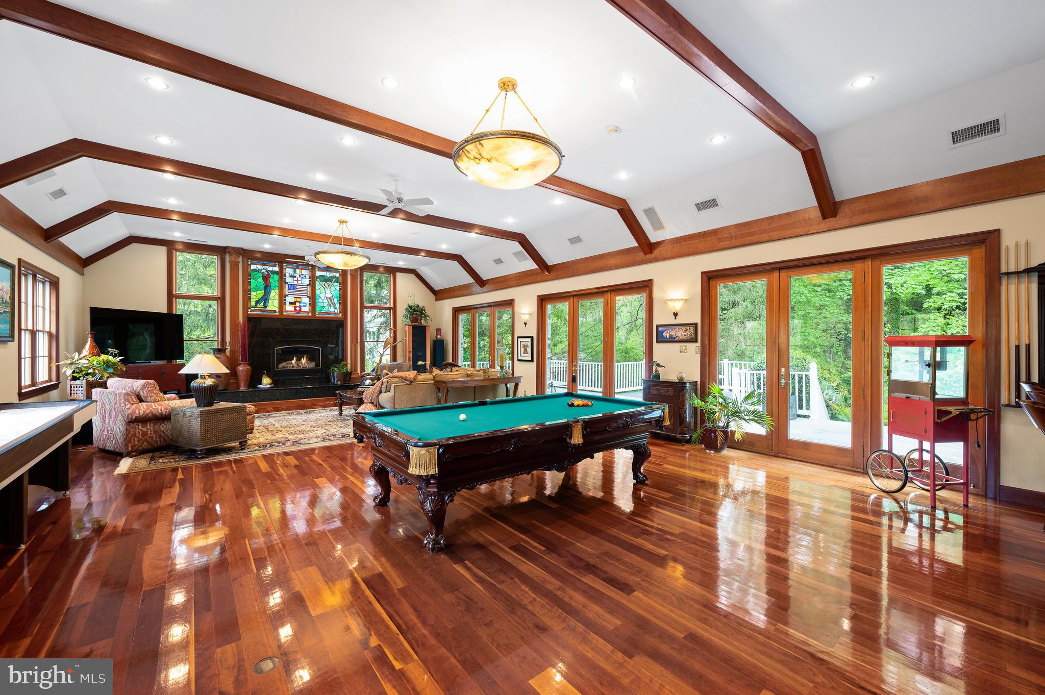 SOUTH WAYNE - Residential