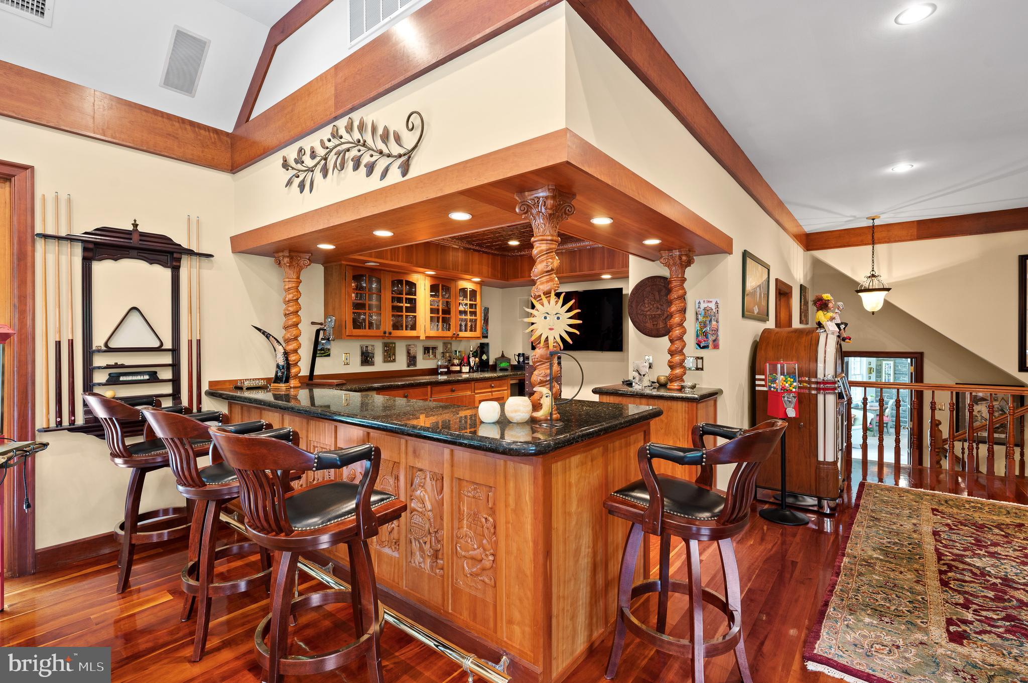 SOUTH WAYNE - Residential