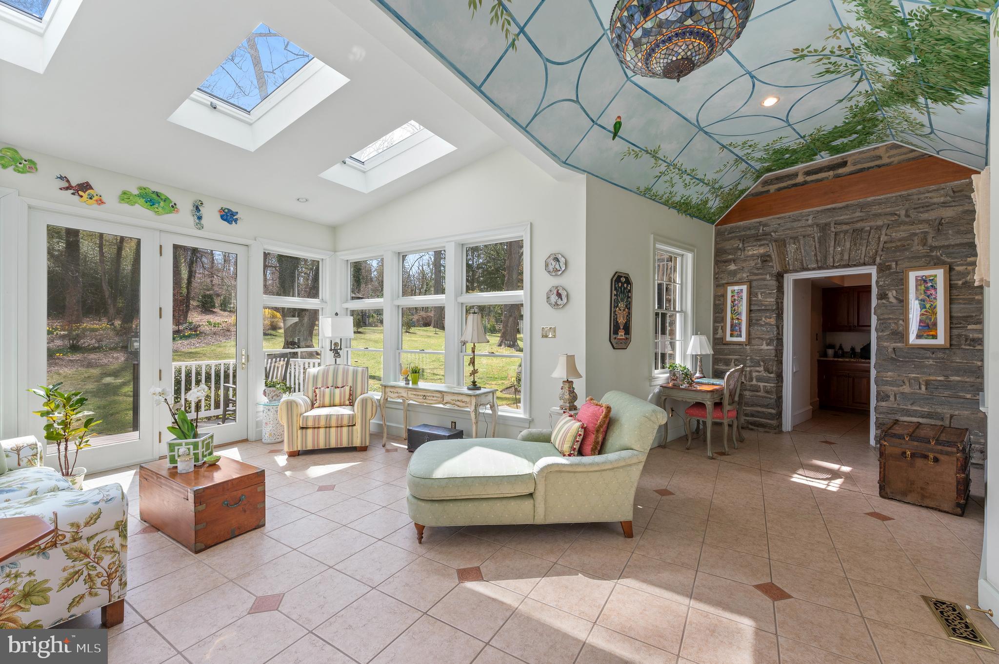 SOUTH WAYNE - Residential
