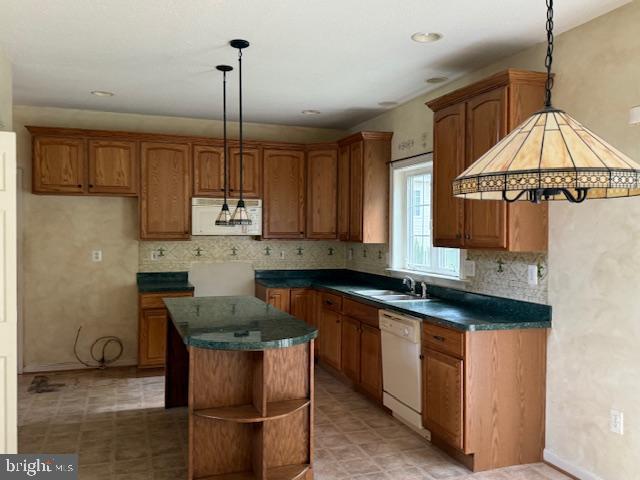 JAMESTOWNE - Residential