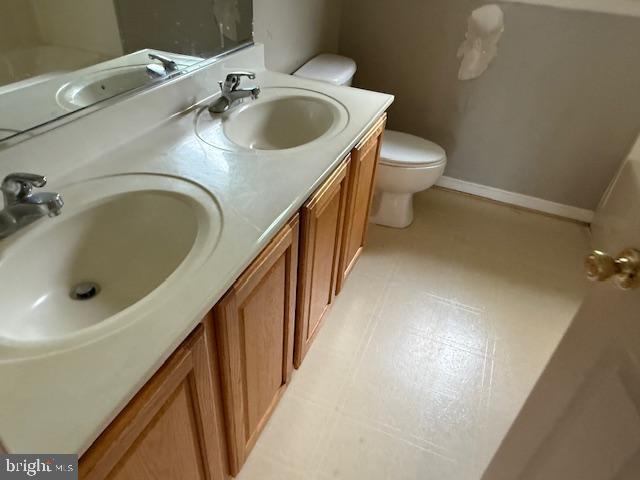 JAMESTOWNE - Residential