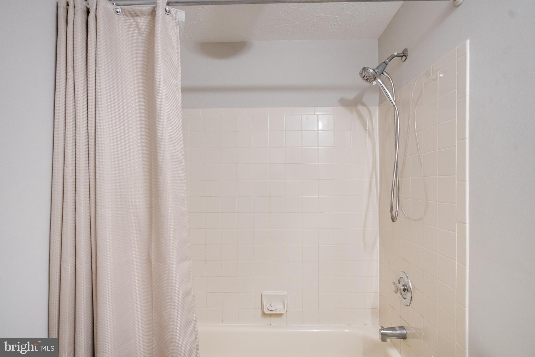 RIVERSIDE - Residential