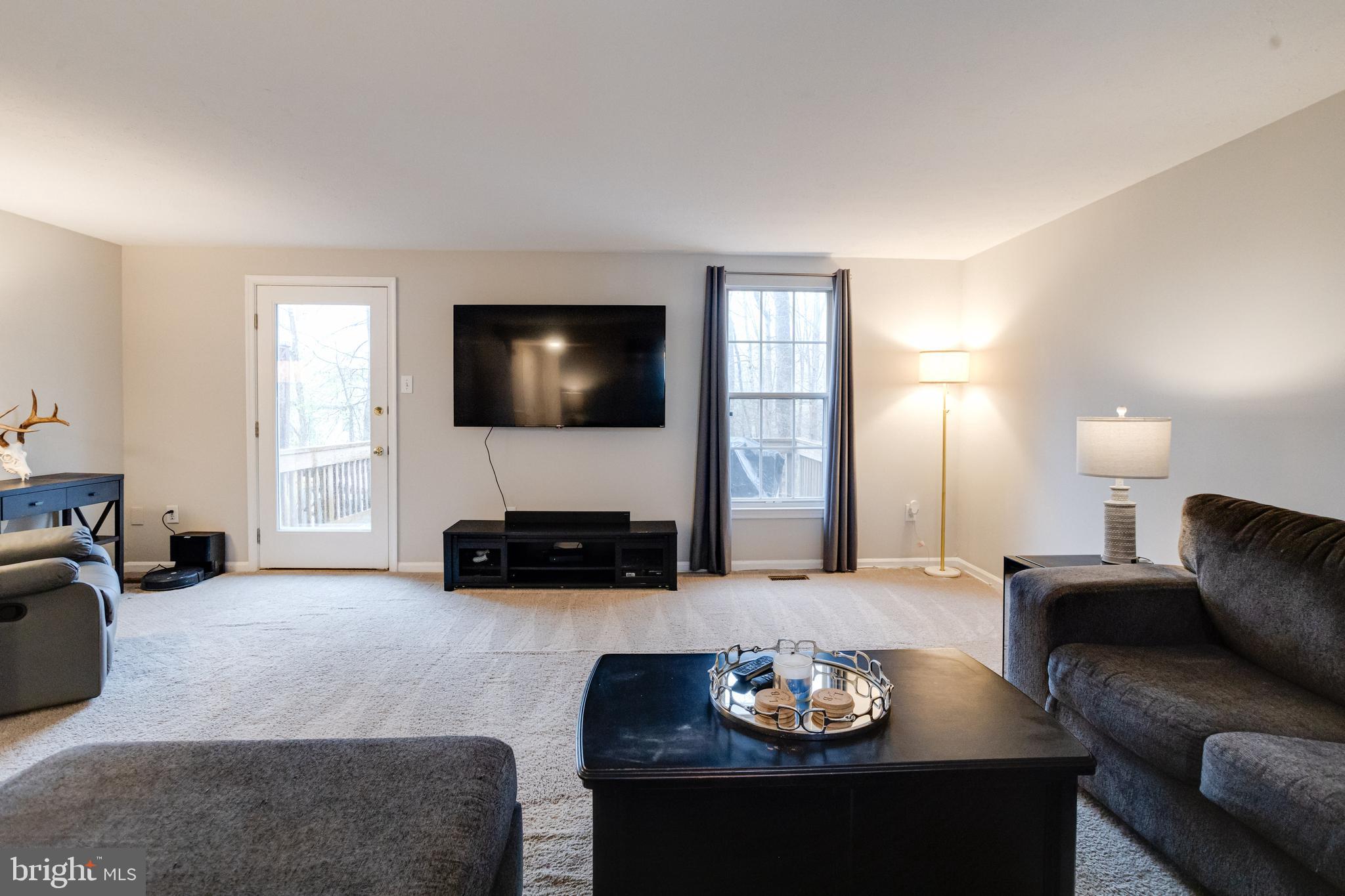 RIVERSIDE - Residential