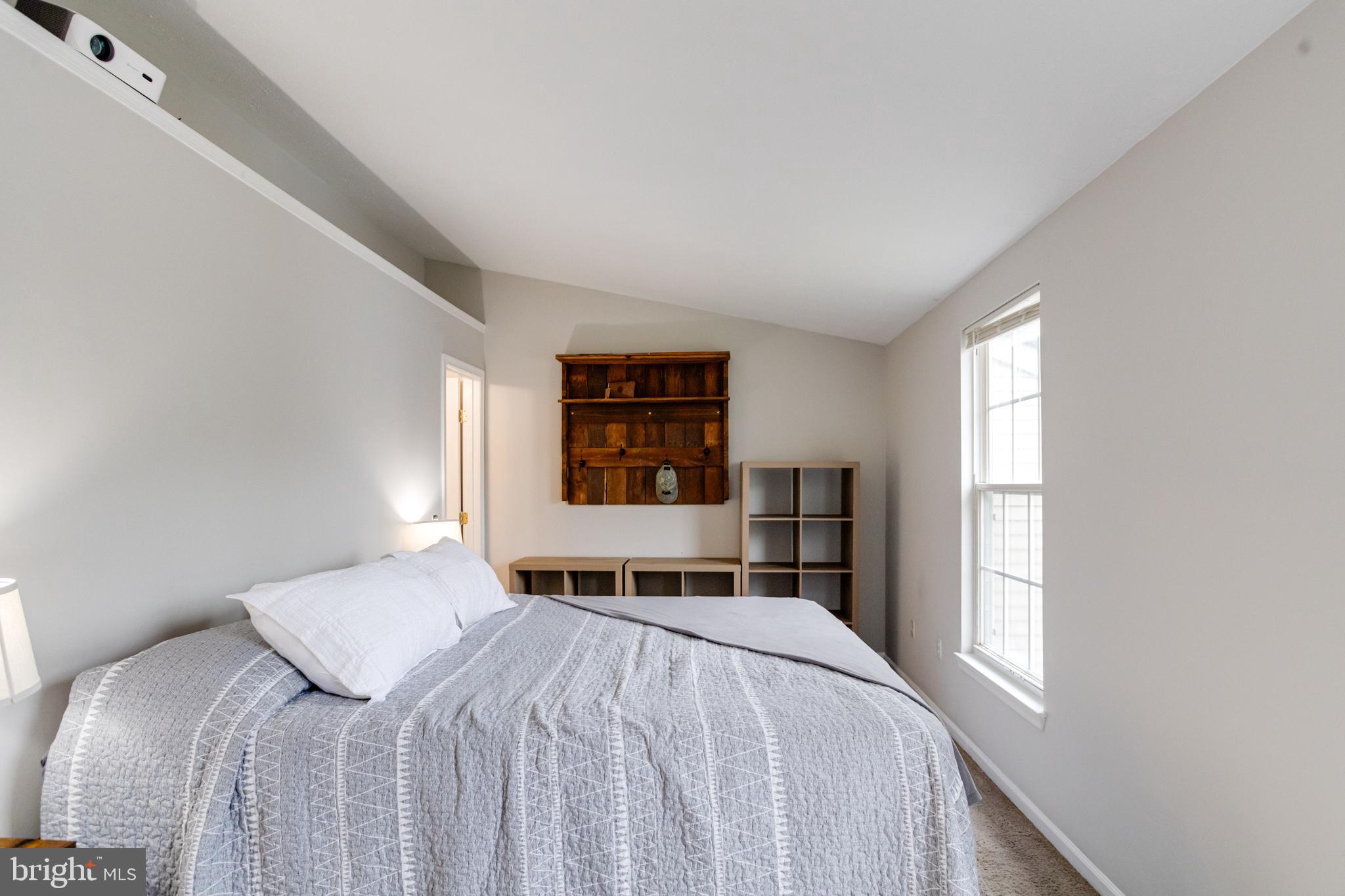 RIVERSIDE - Residential