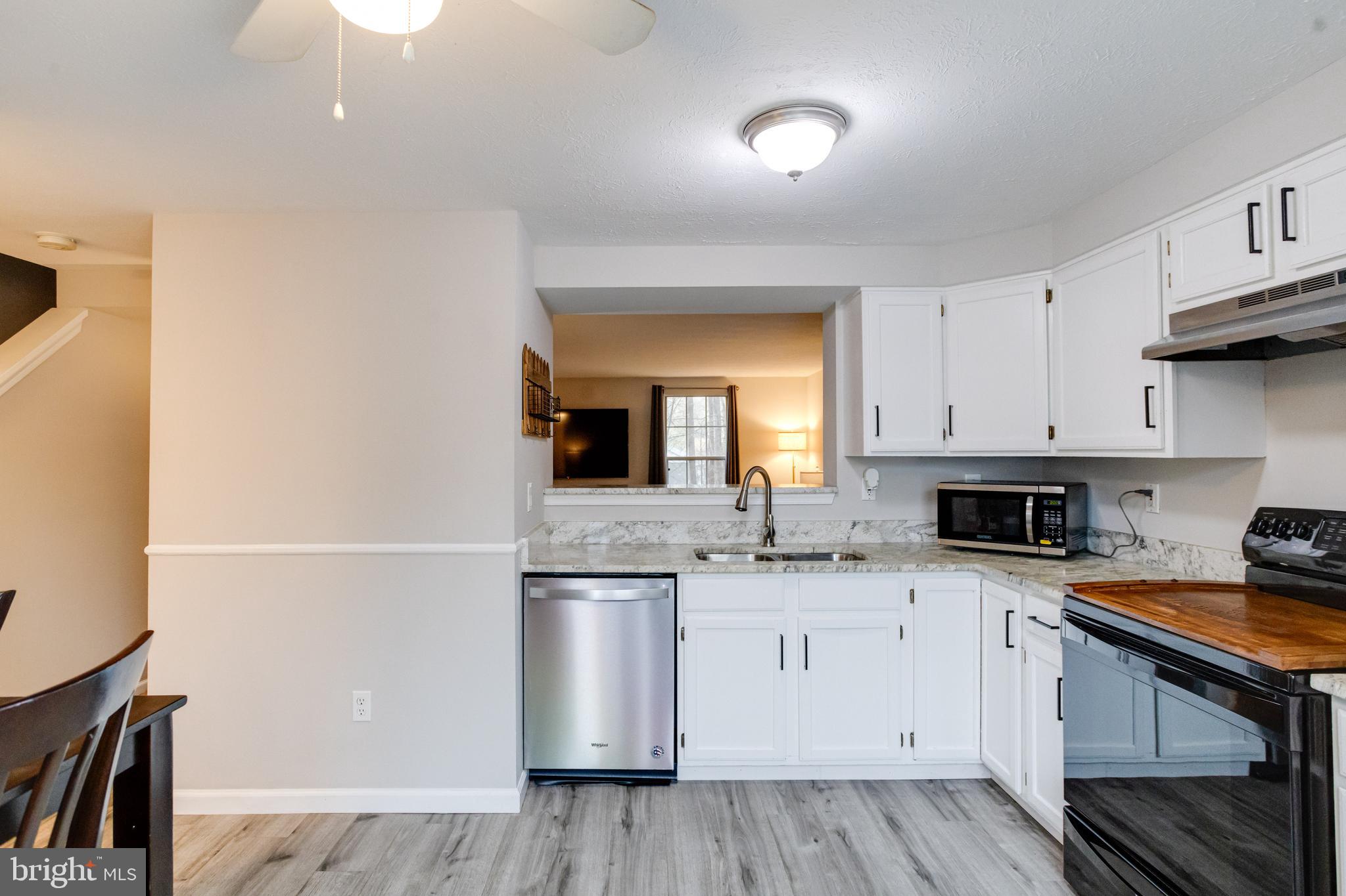 RIVERSIDE - Residential