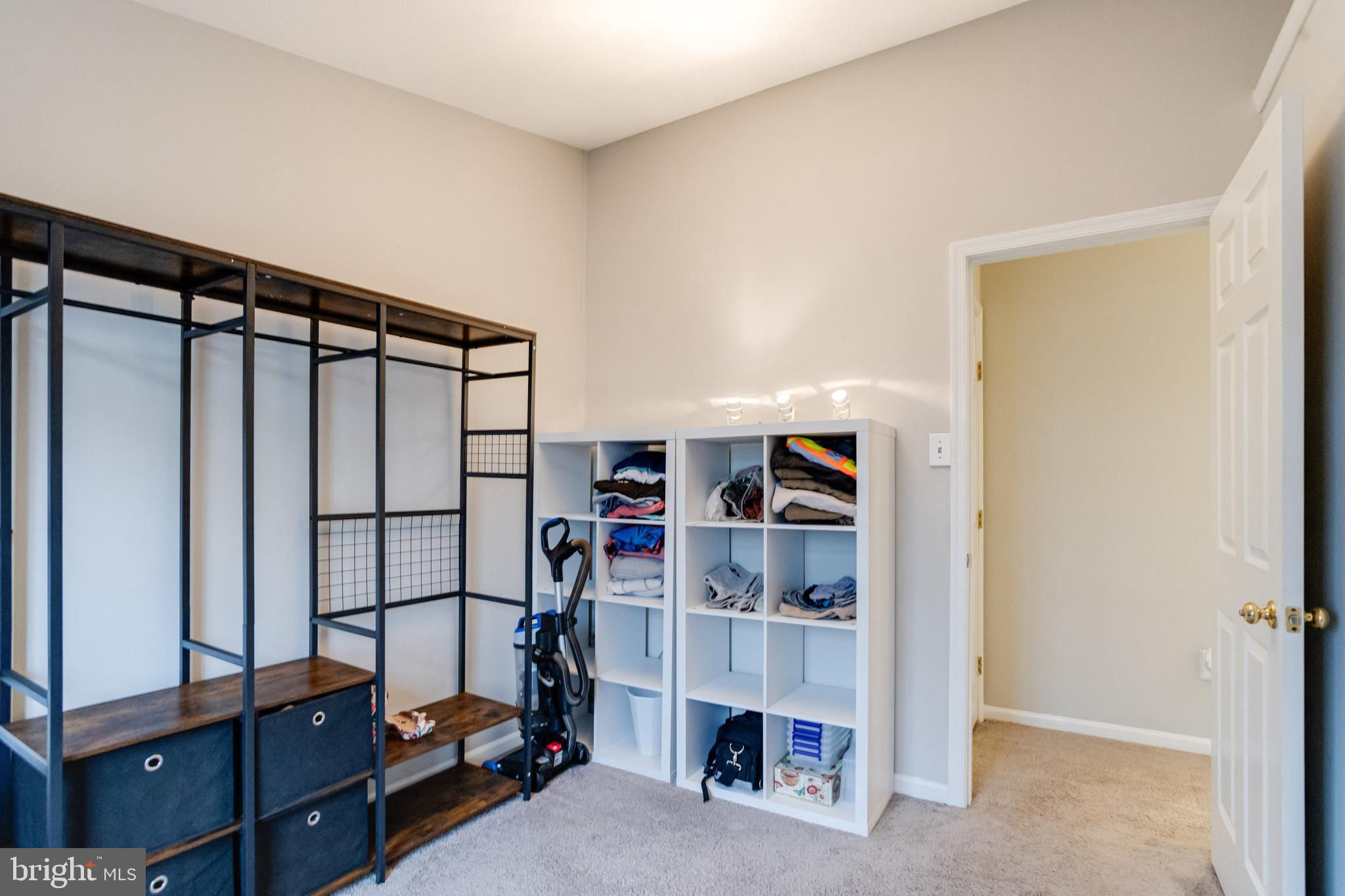 RIVERSIDE - Residential