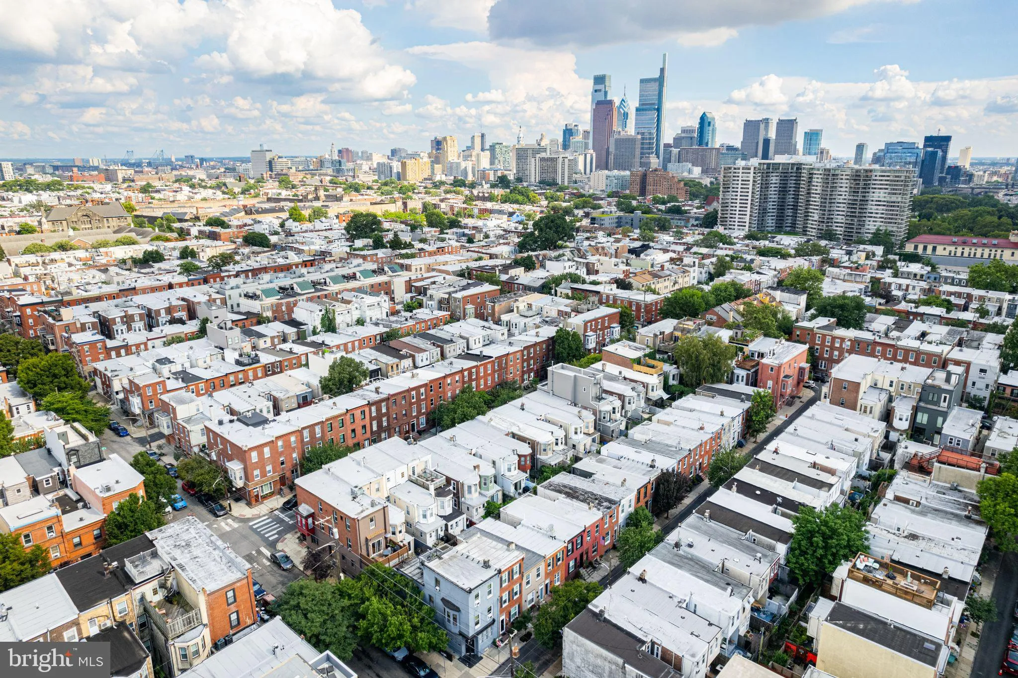 Philadelphia, Pennsylvania 19130, United States, 3 Bedrooms Bedrooms, ,2 BathroomsBathrooms,Residential,Active,173344