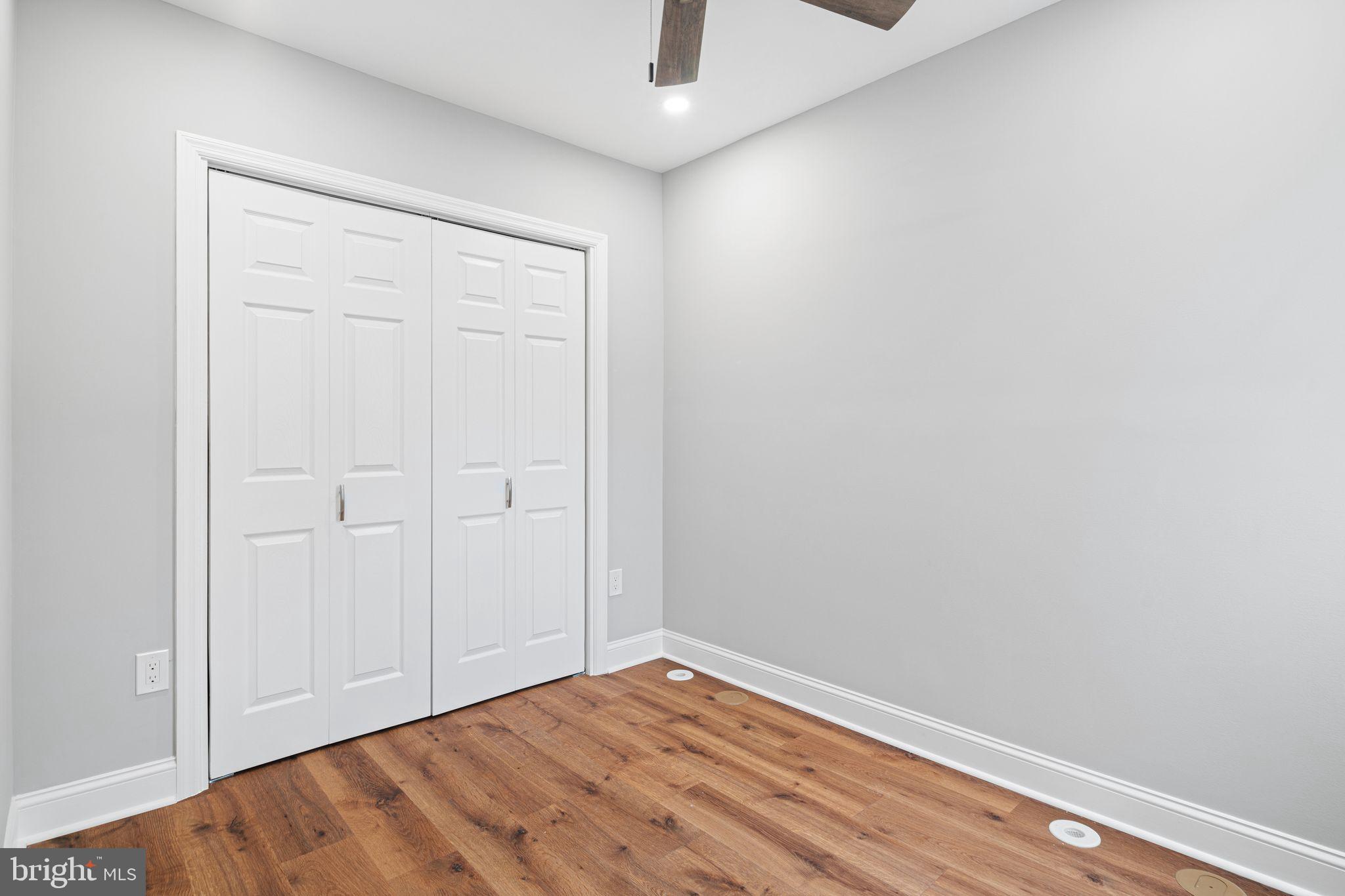 FAIRMOUNT - Residential