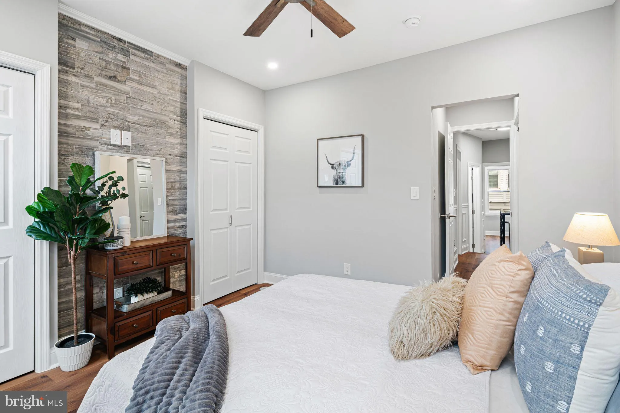 Philadelphia, Pennsylvania 19130, United States, 3 Bedrooms Bedrooms, ,2 BathroomsBathrooms,Residential,Active,173344