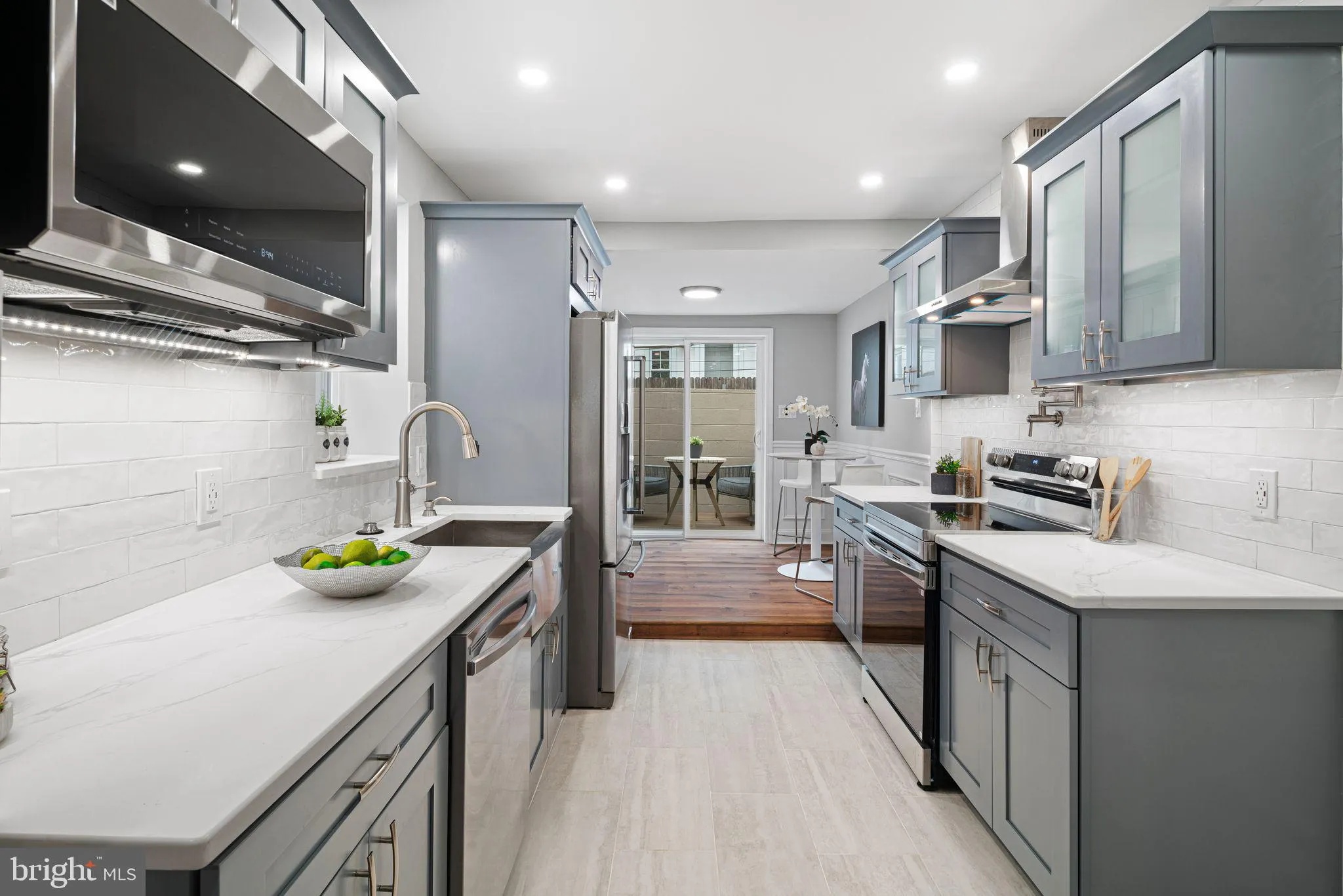 Philadelphia, Pennsylvania 19130, United States, 3 Bedrooms Bedrooms, ,2 BathroomsBathrooms,Residential,Active,173344