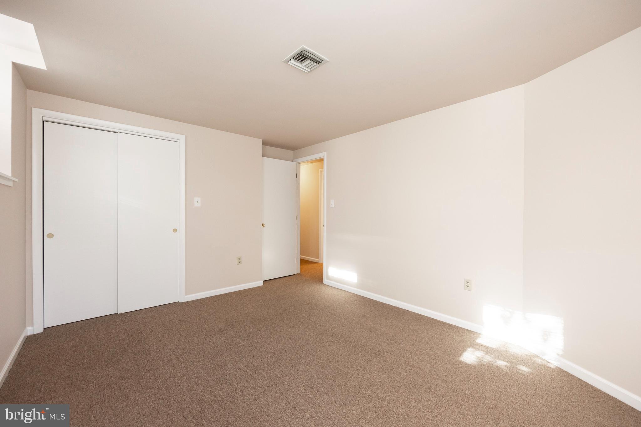 THE MEADOWS - Residential Lease