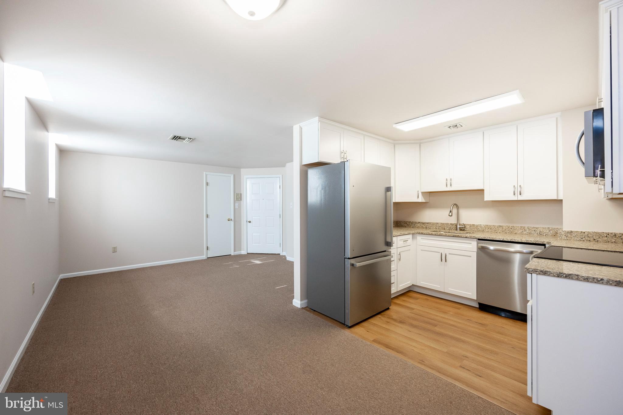 THE MEADOWS - Residential Lease