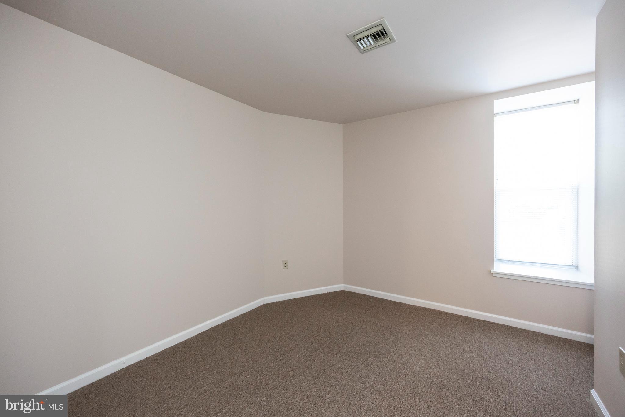 THE MEADOWS - Residential Lease