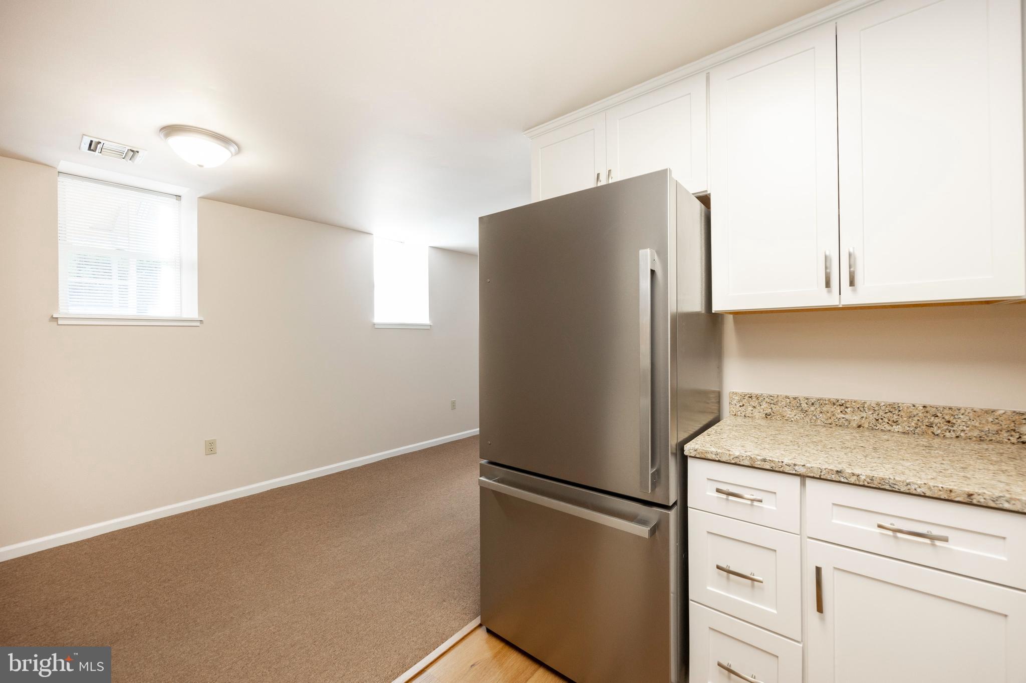 THE MEADOWS - Residential Lease