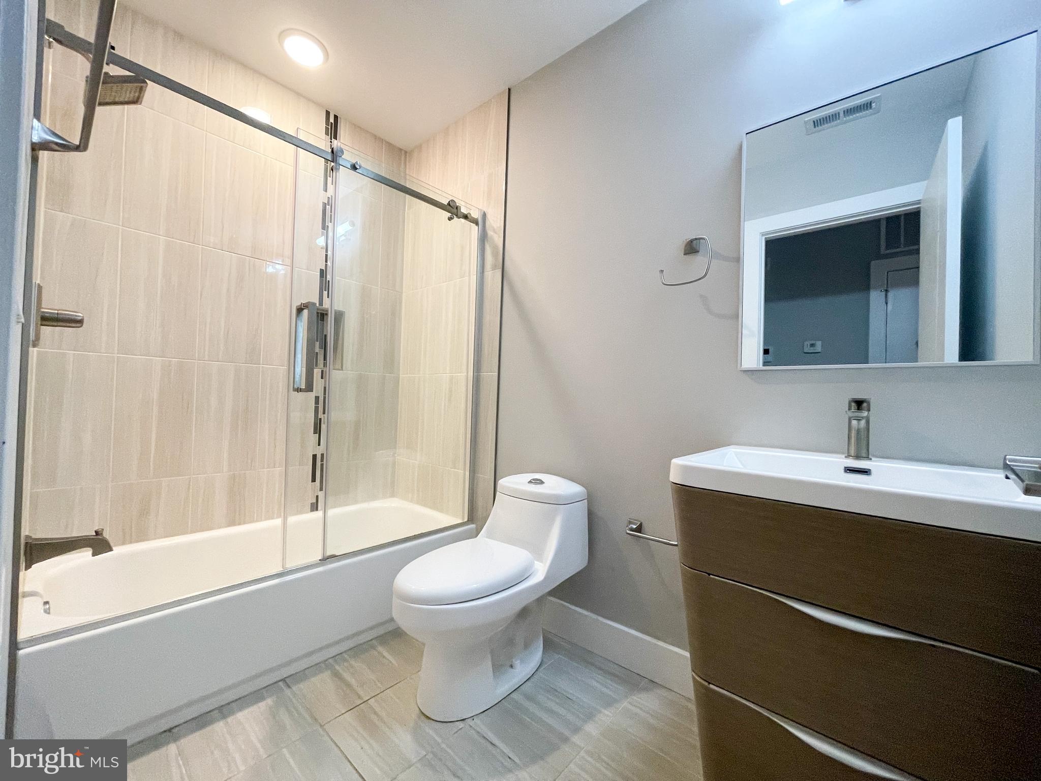 FRANCISVILLE - Residential Lease