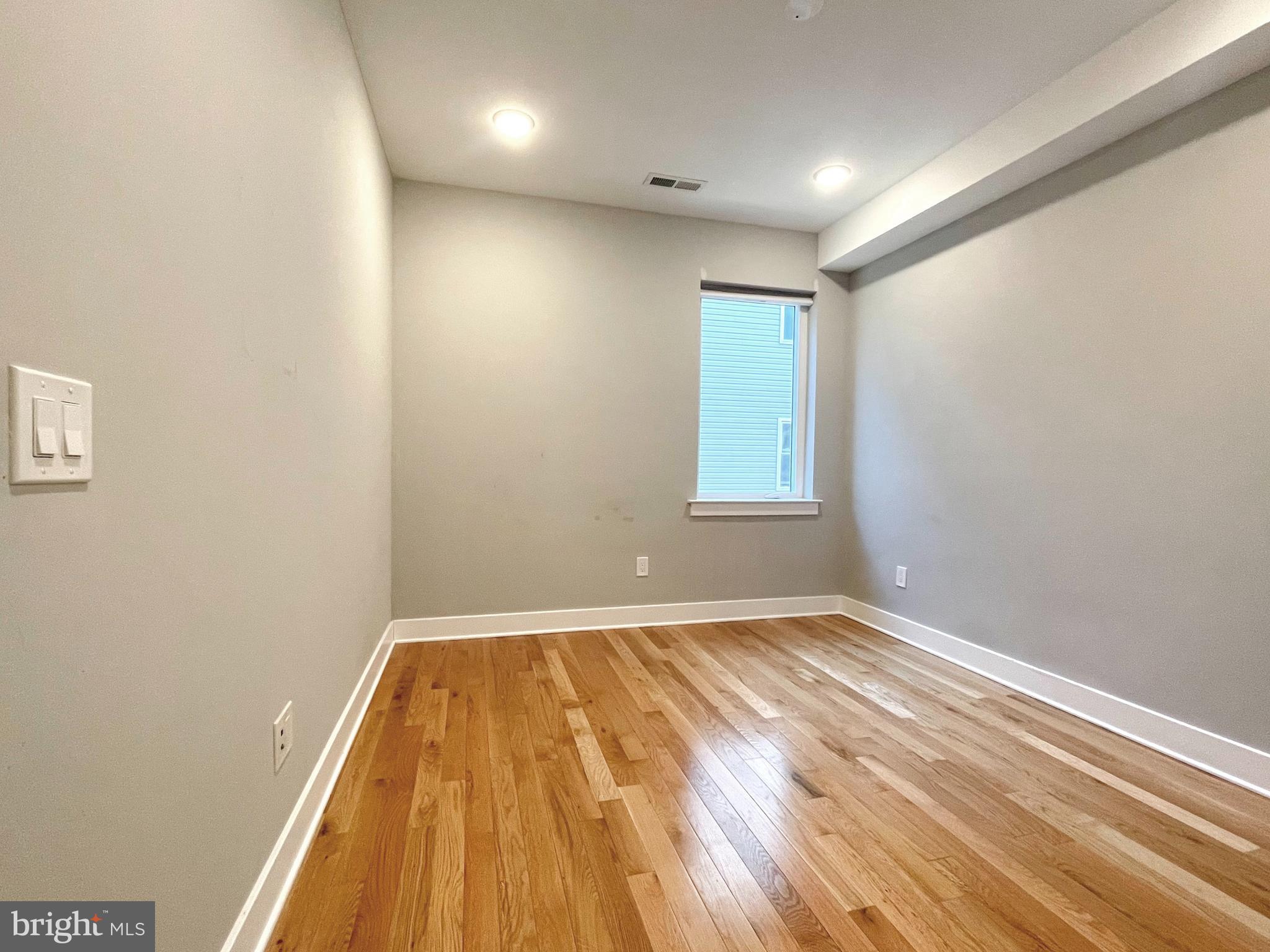 FRANCISVILLE - Residential Lease