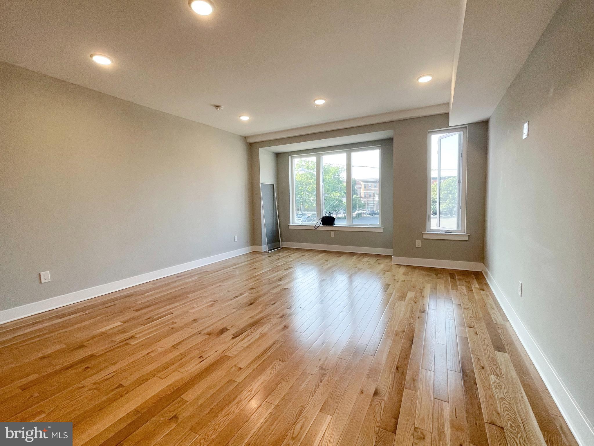 FRANCISVILLE - Residential Lease