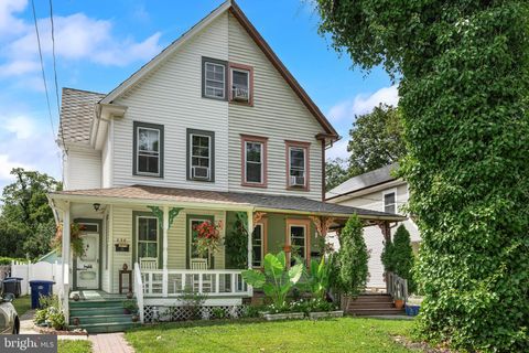 238 CLIFTON AVENUE MOUNT HOLLY NJ 08060