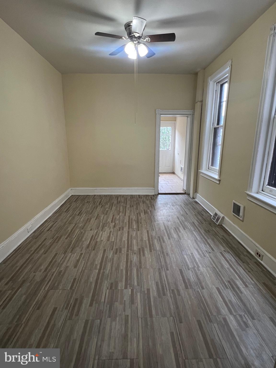 KENSINGTON - Residential