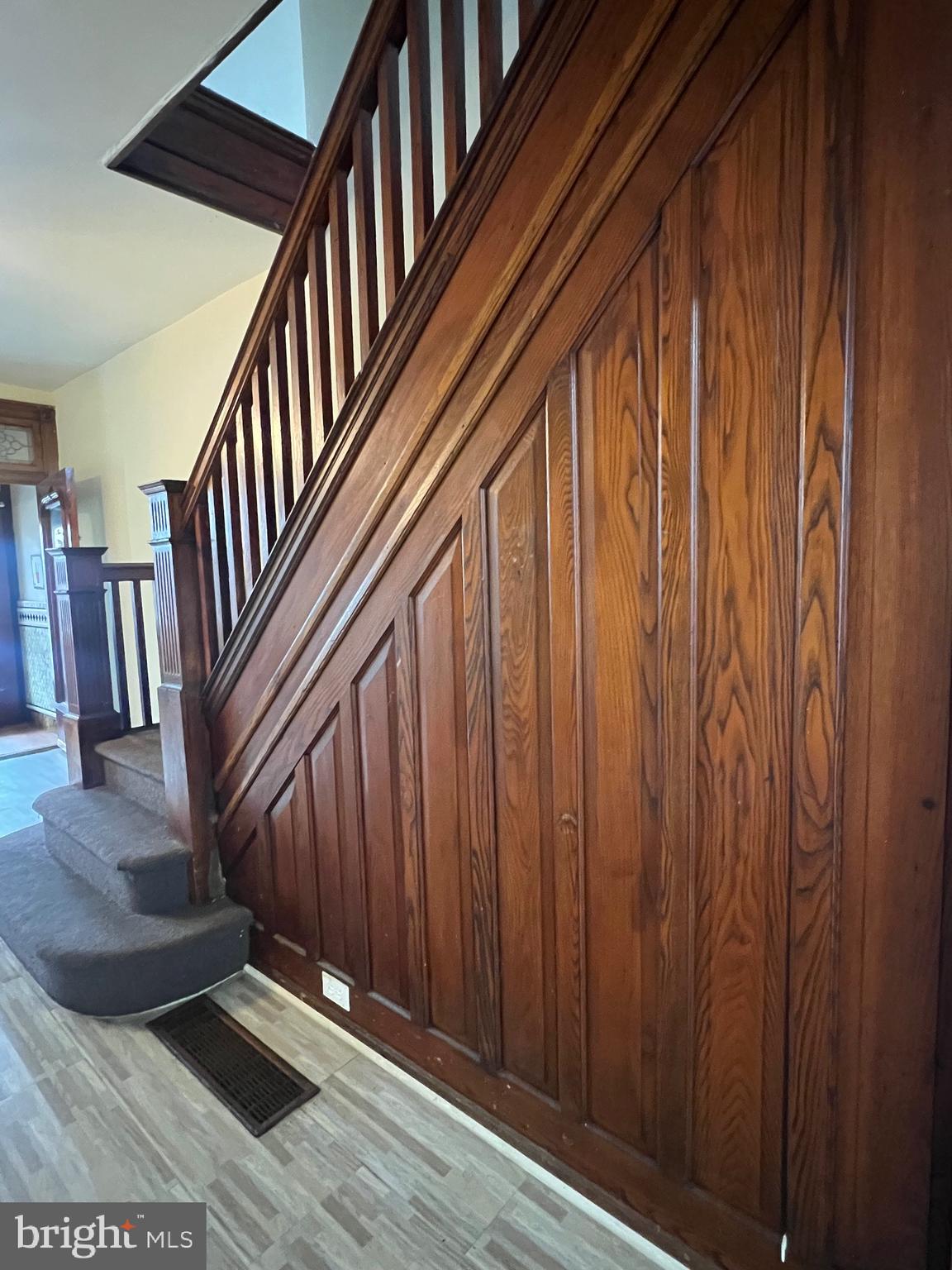 KENSINGTON - Residential