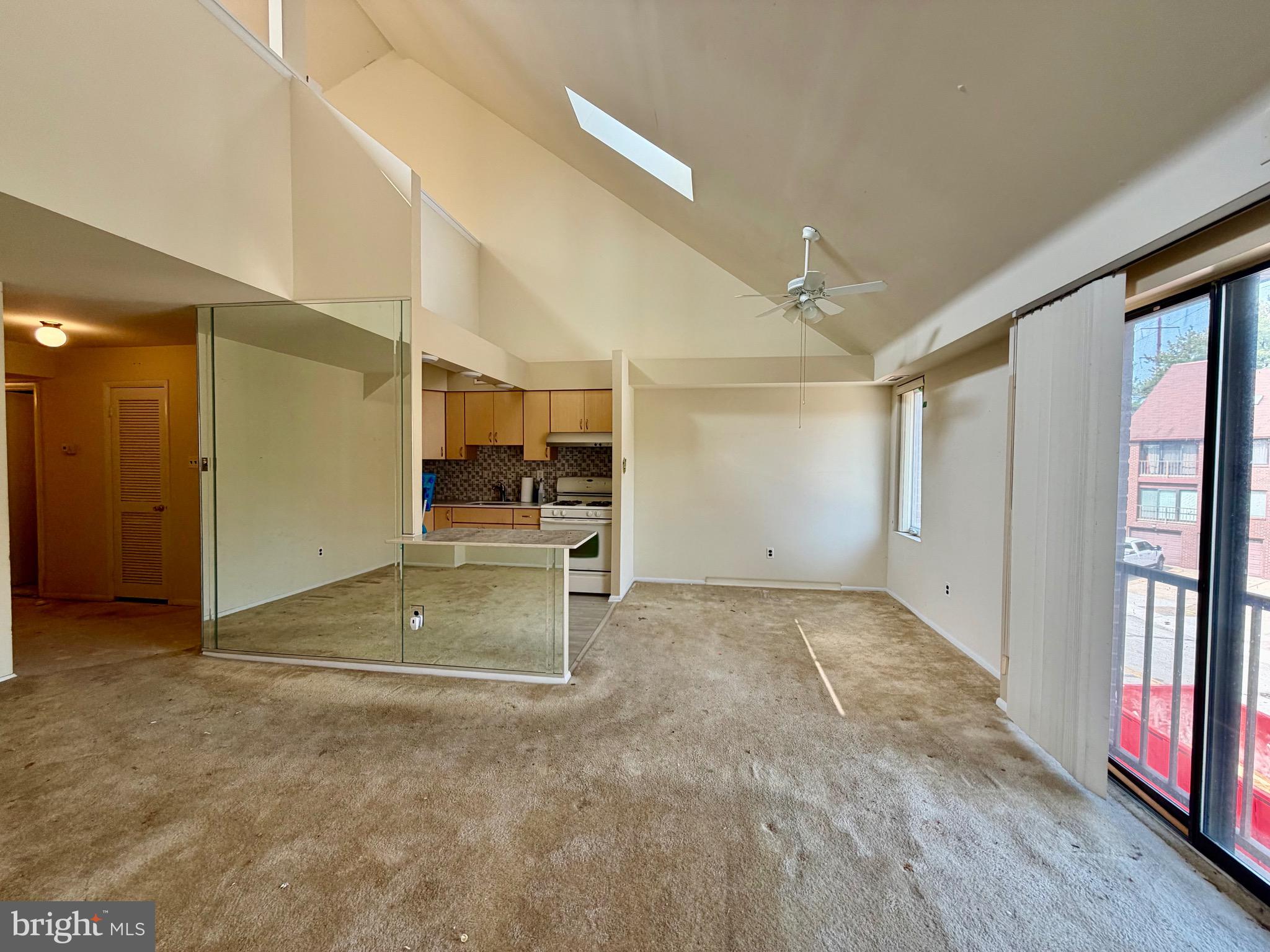 9525 JAMES STREET 00 2B