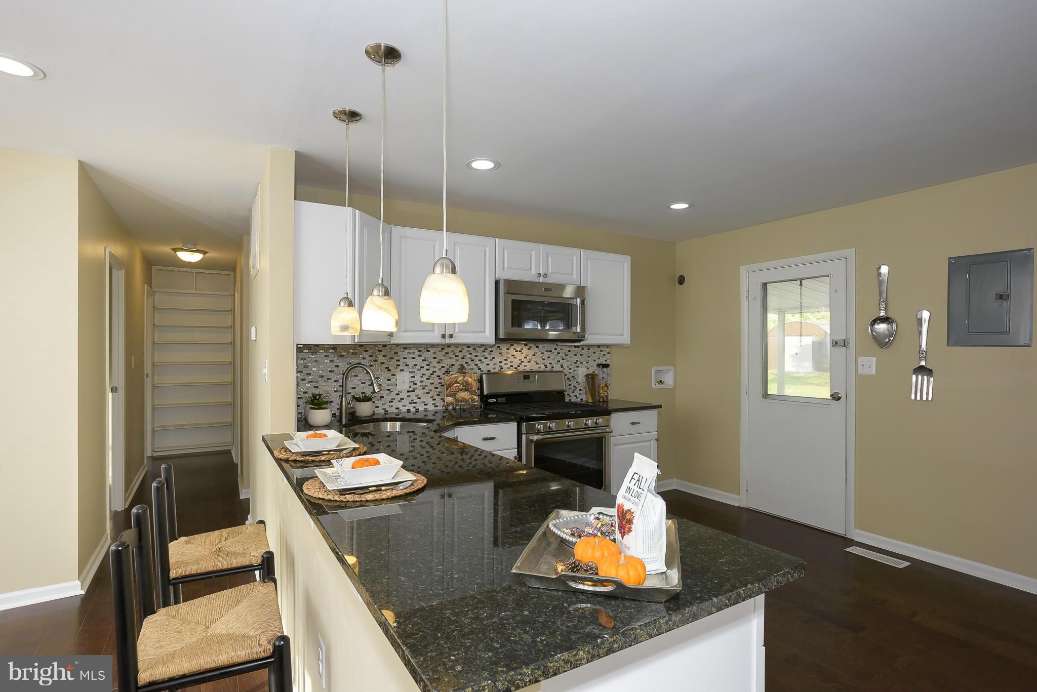 ACADEMY ACRES - Residential