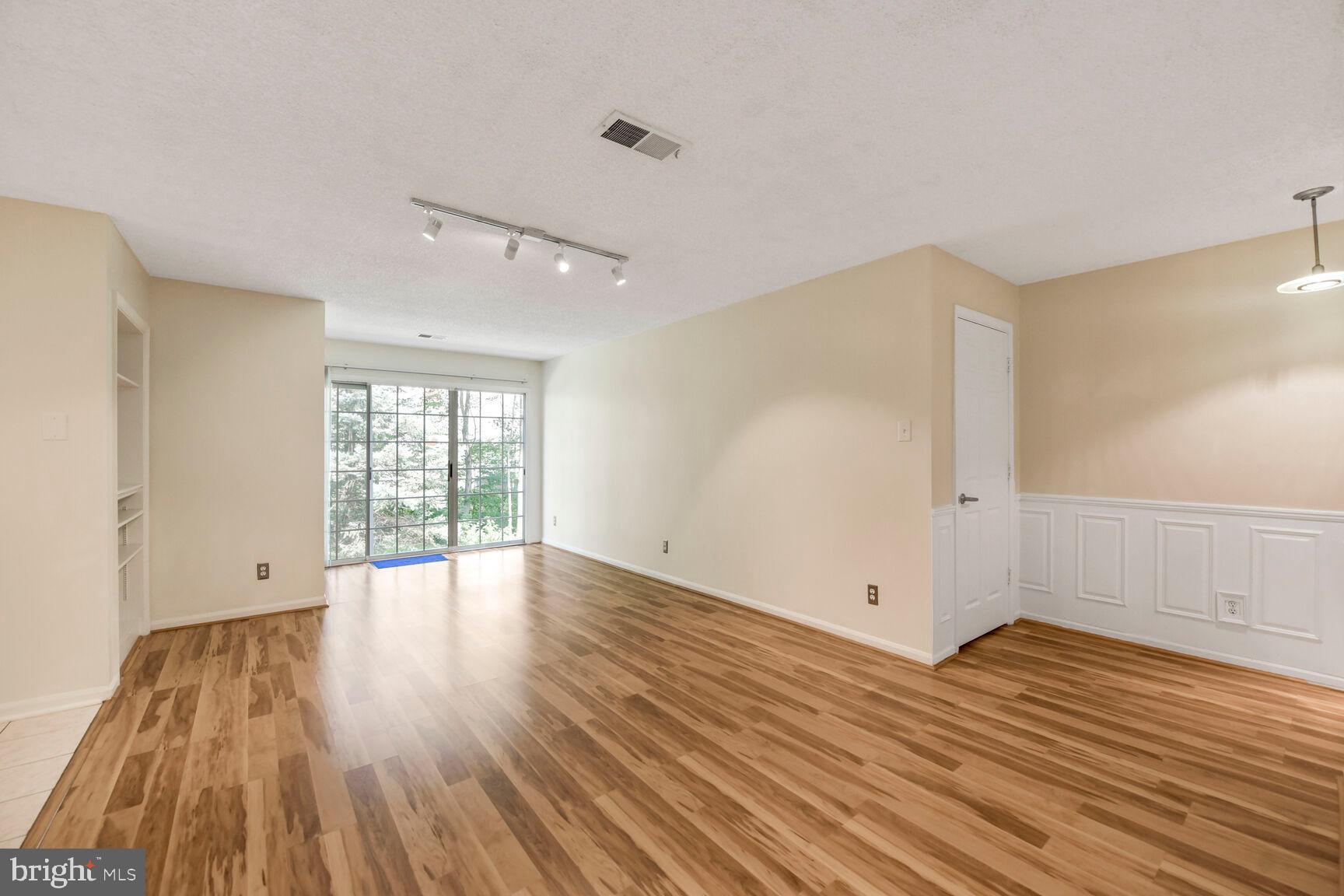 3804 GREEN RIDGE COURT 101