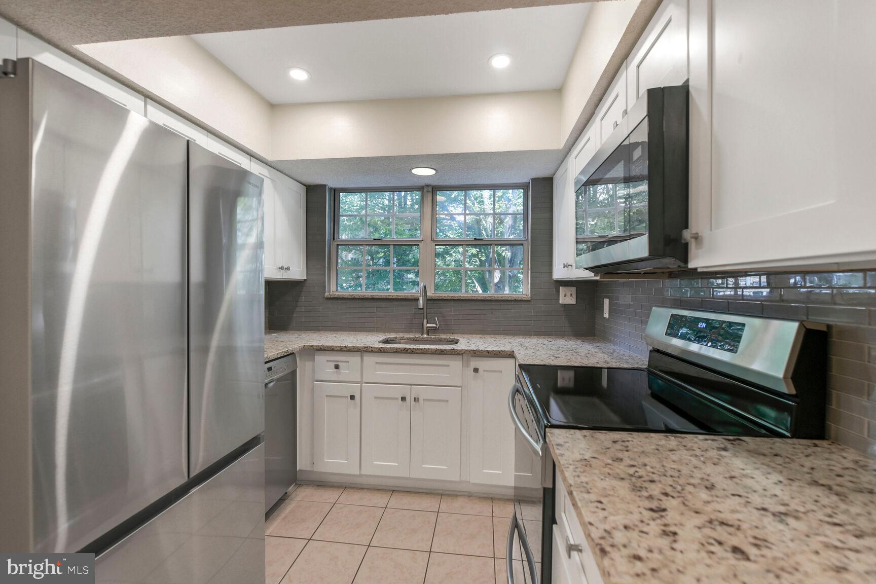 3804 GREEN RIDGE COURT 101