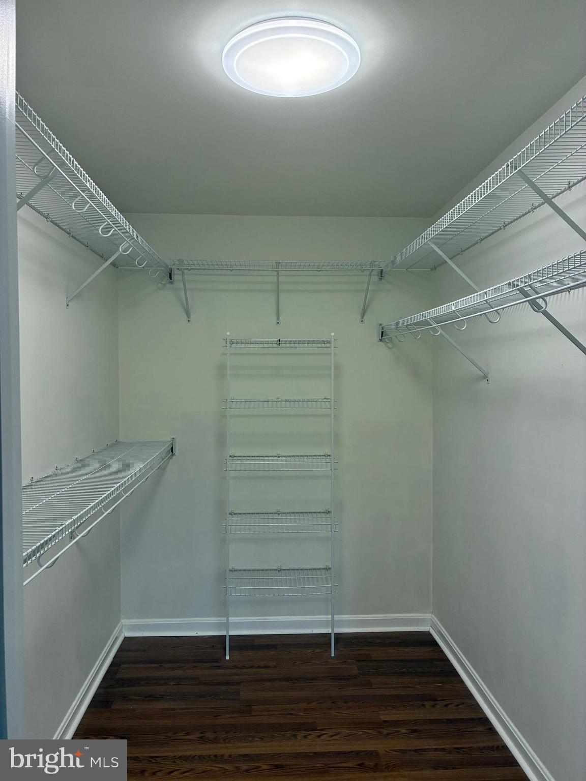 ONVILLE HEIGHTS - Residential Lease