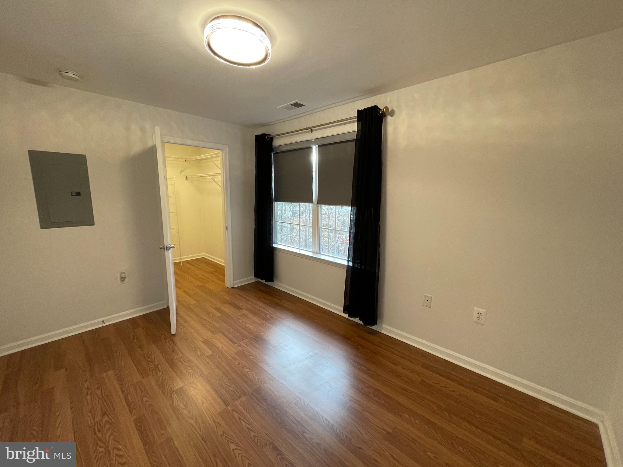 ONVILLE HEIGHTS - Residential Lease