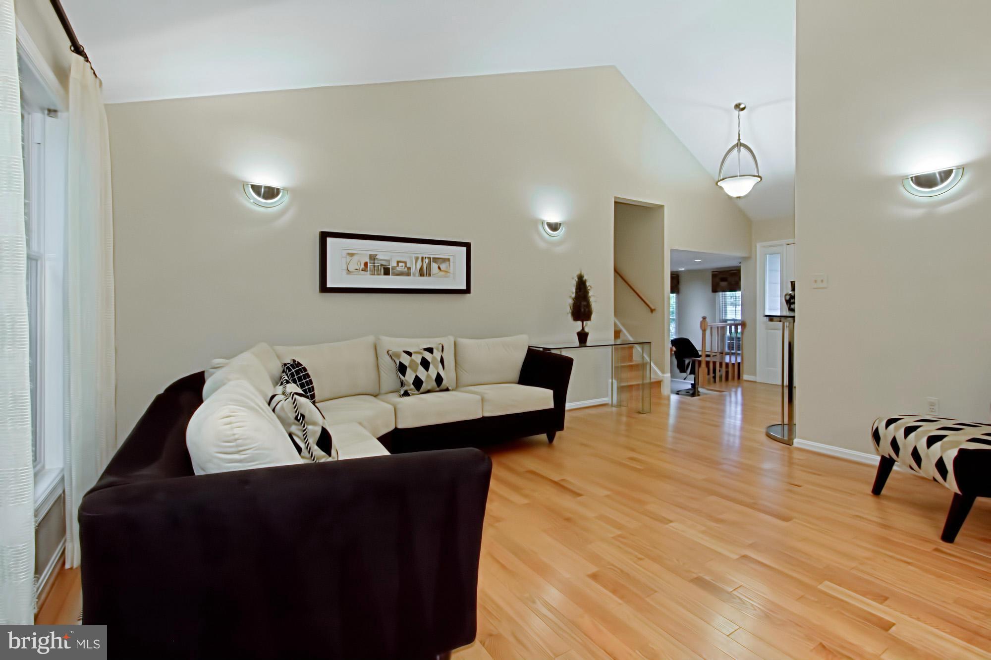 SOUTHPORT - Residential