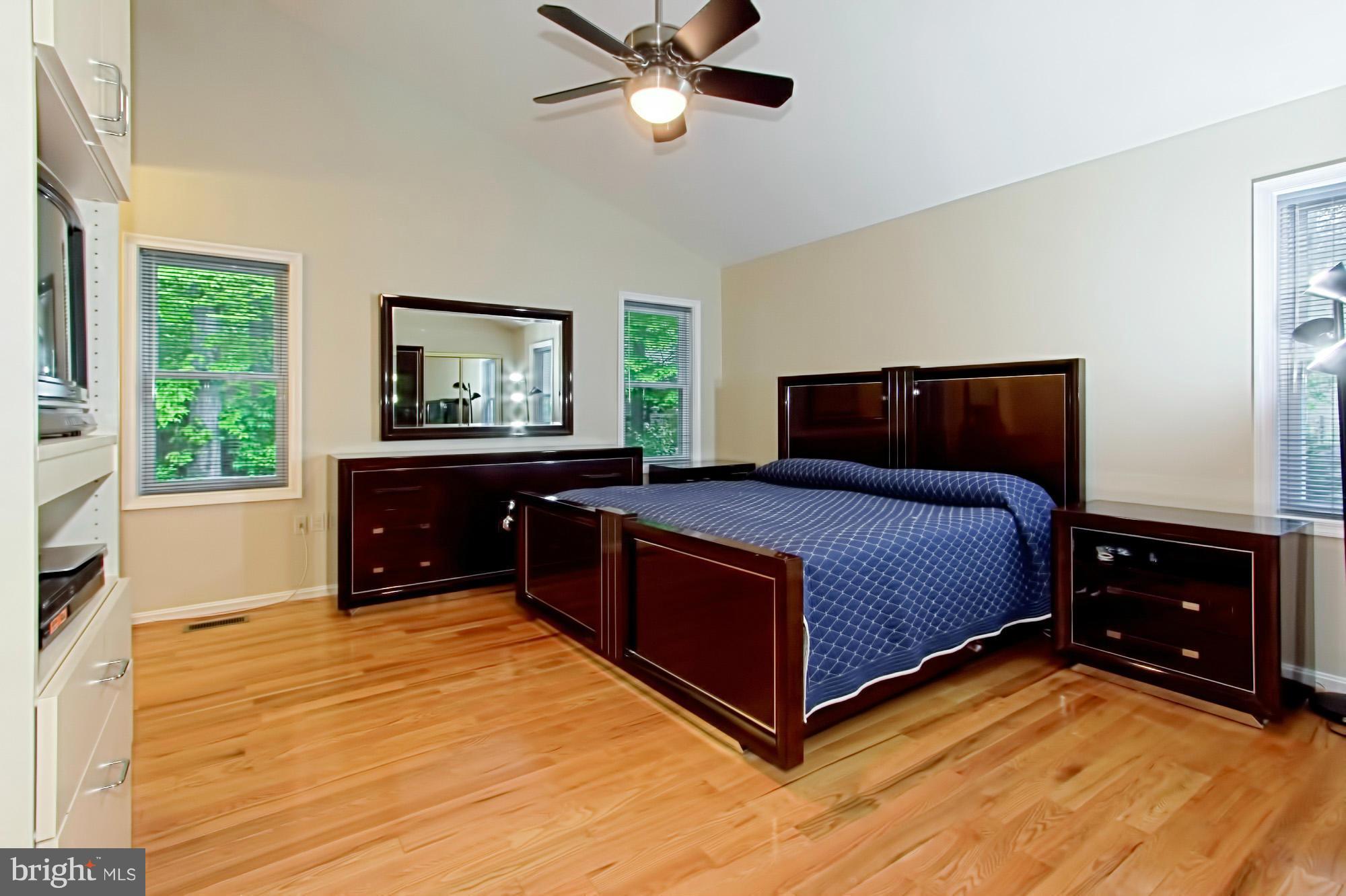 SOUTHPORT - Residential