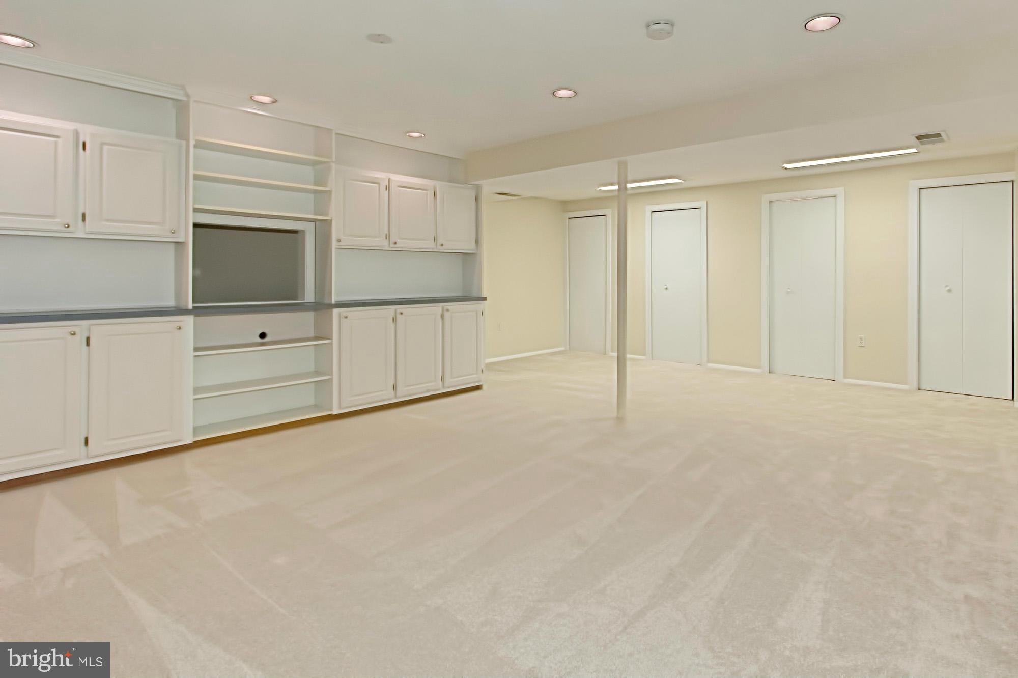 SOUTHPORT - Residential