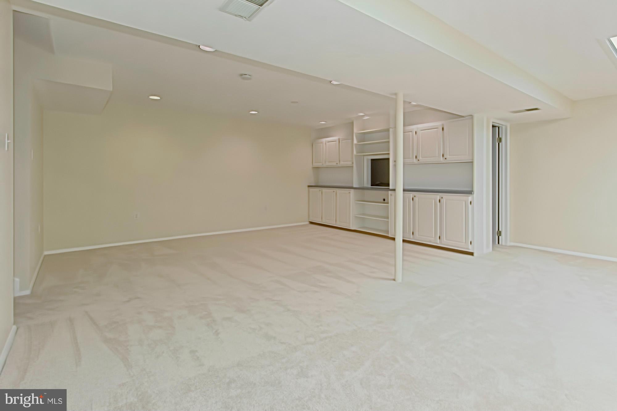 SOUTHPORT - Residential