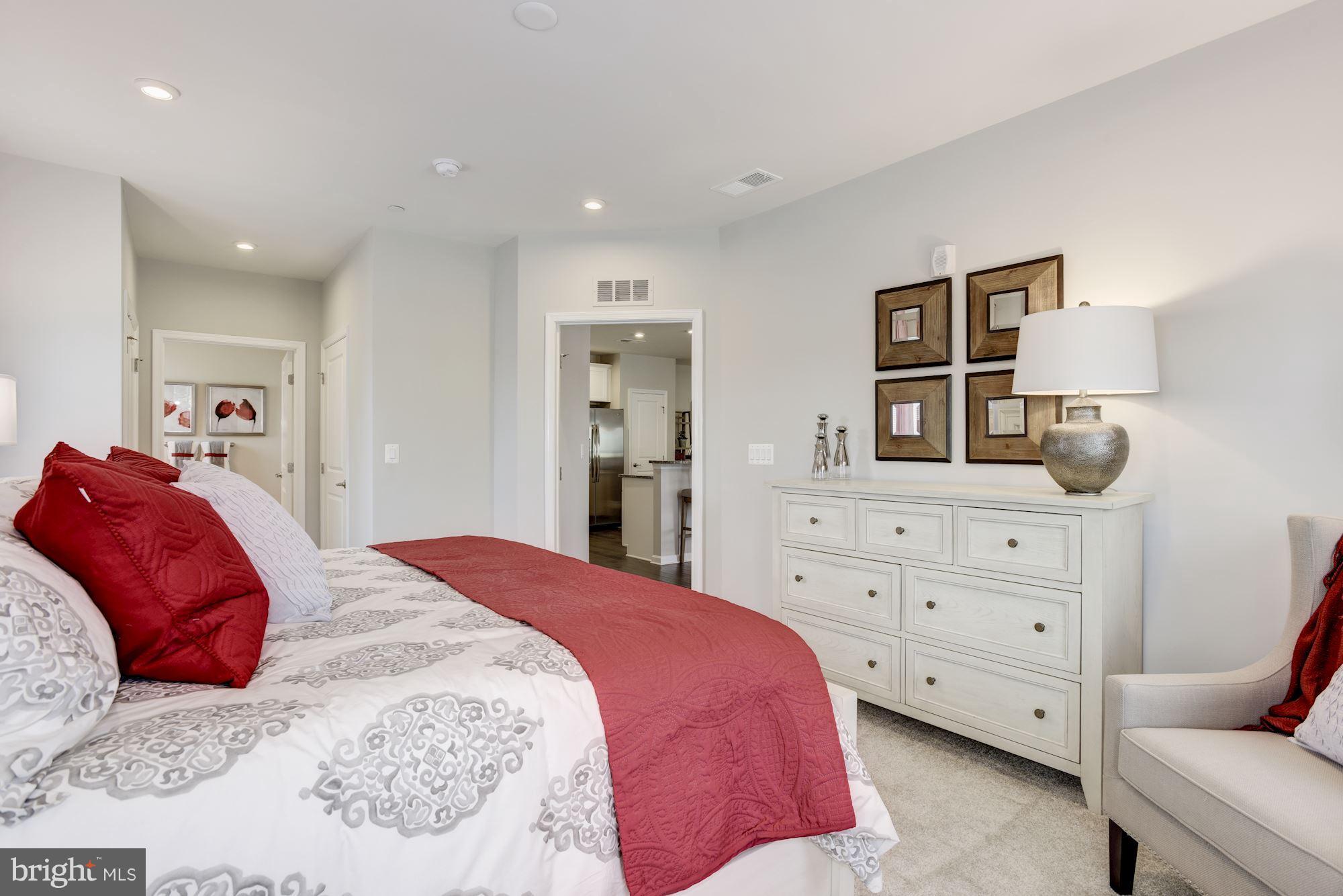 ELLICOTTS RETREAT - Residential