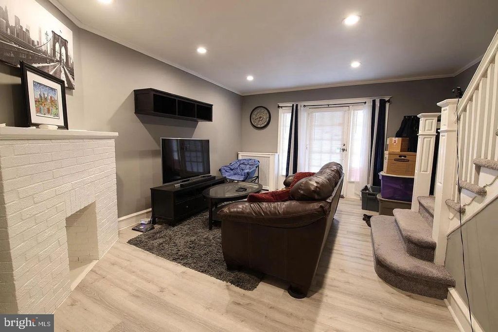 Photo of 83 N State Road, UPPER DARBY, PA 19082 (MLS # PADE2101464)