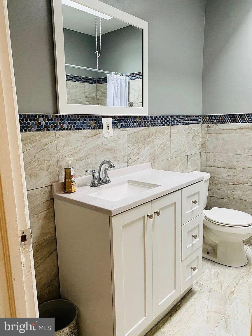 PENZEL - Residential Lease