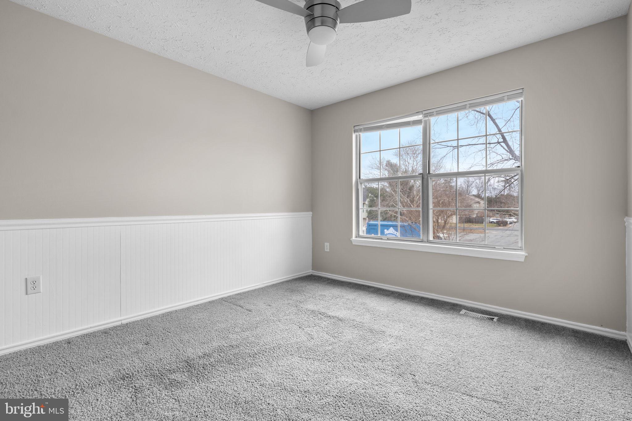 HAMPSHIRE - Residential