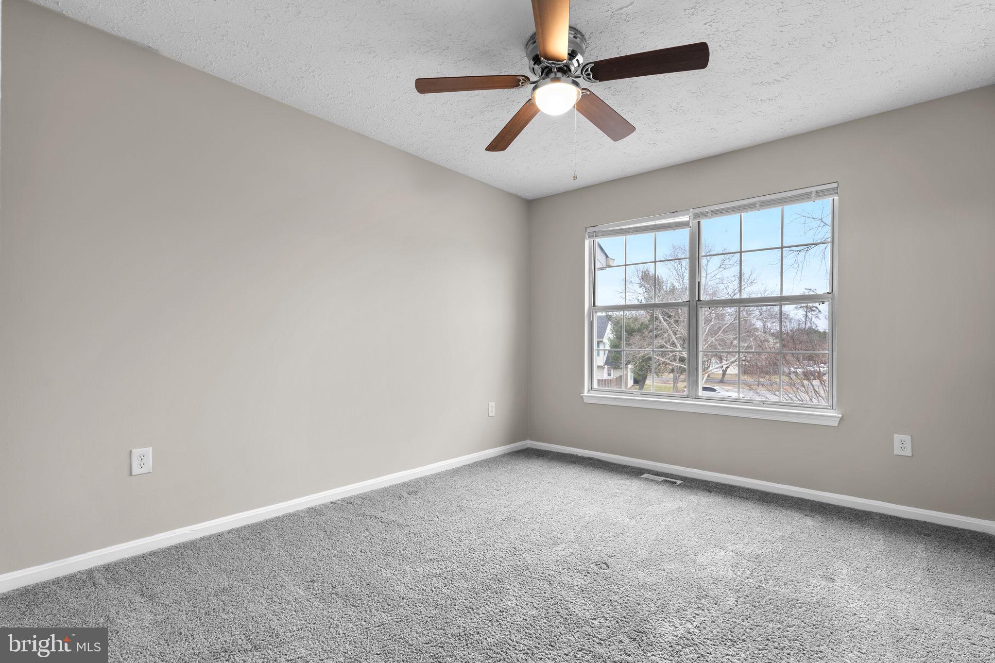 HAMPSHIRE - Residential