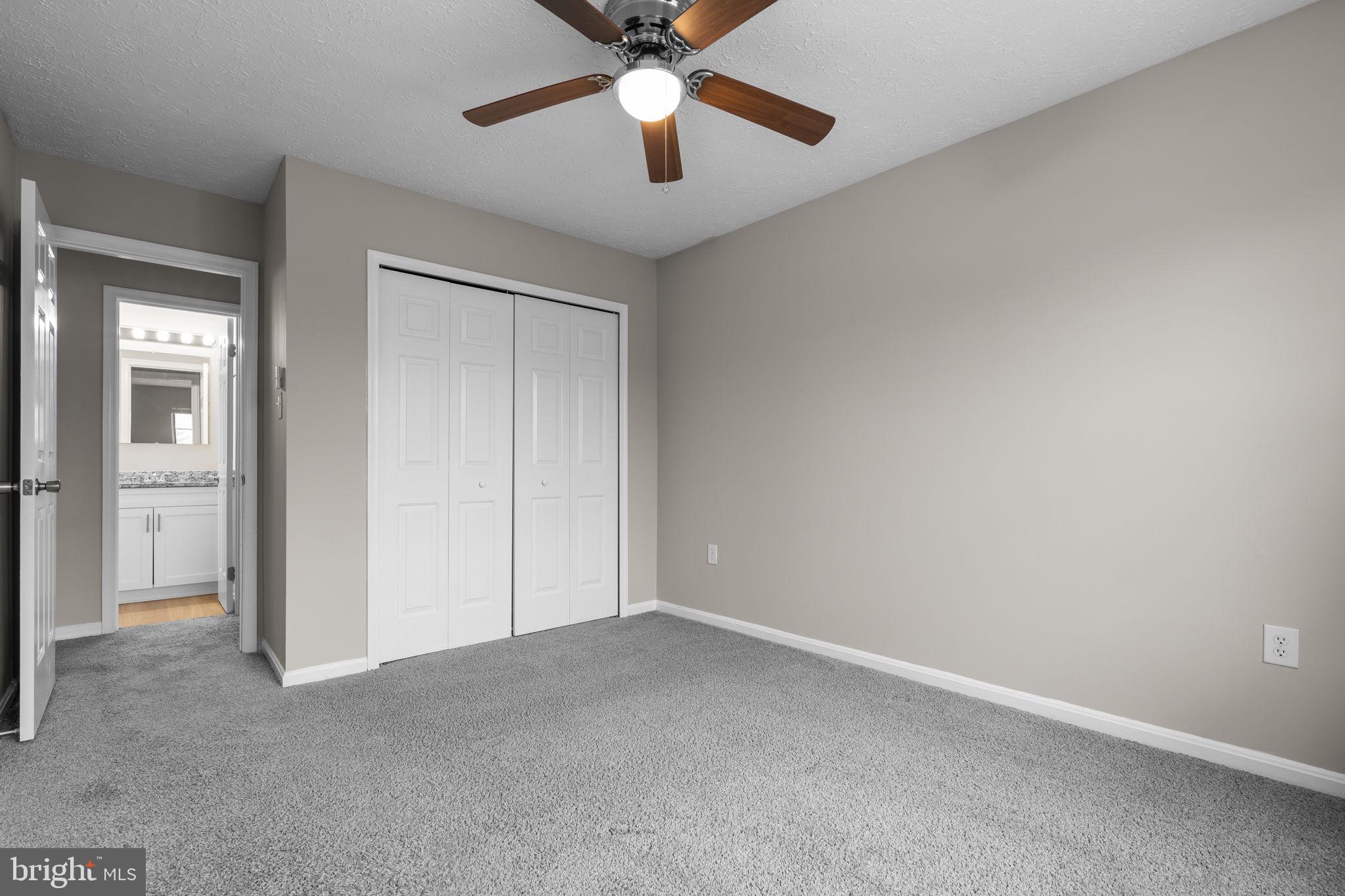 HAMPSHIRE - Residential